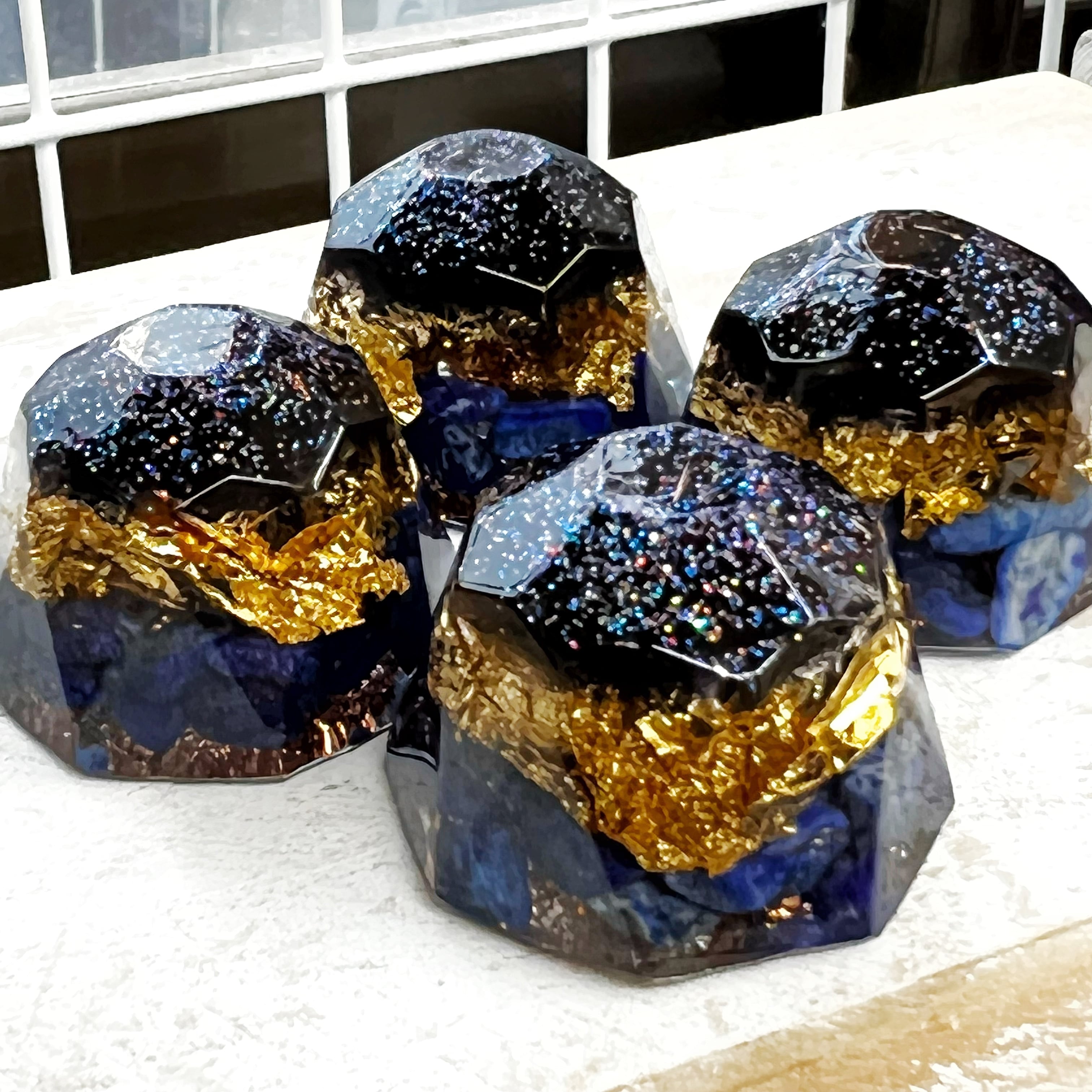 ダイヤドーム型 宇宙ラピス オルゴナイト ラピスラズリ | オルゴナイト