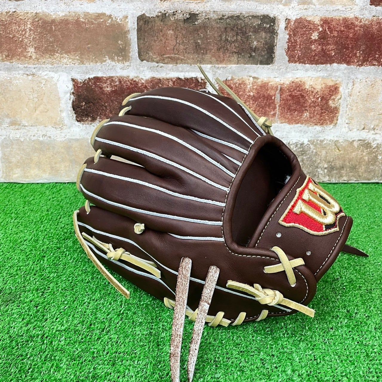 2025年最新モデル！Wilson D5型 硬式グローブ WBW102895 WBW102896