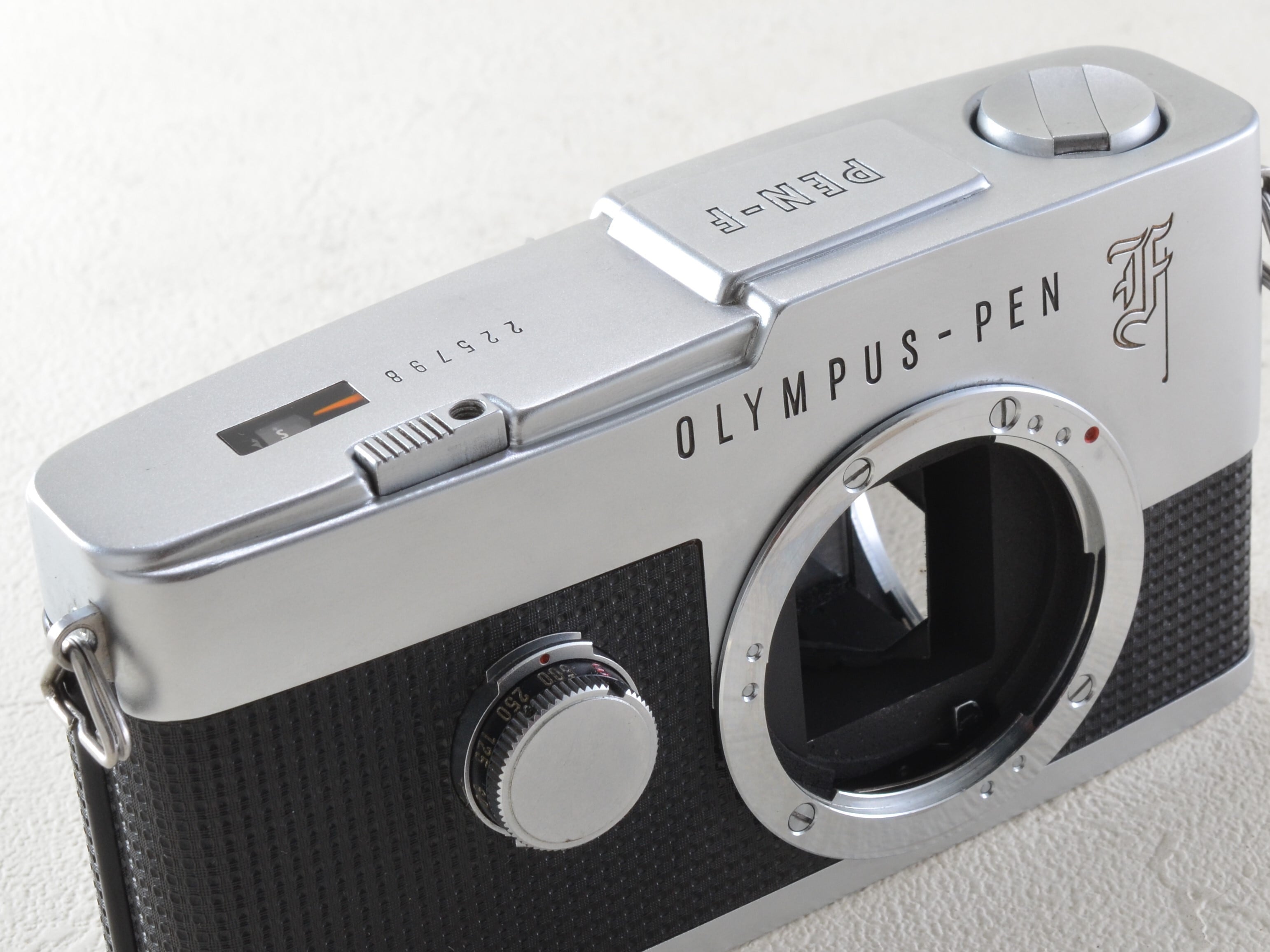 OLYMPUS PEN F【整備済動作品】 オリンパス Olympus-PEN F 整備済み 完