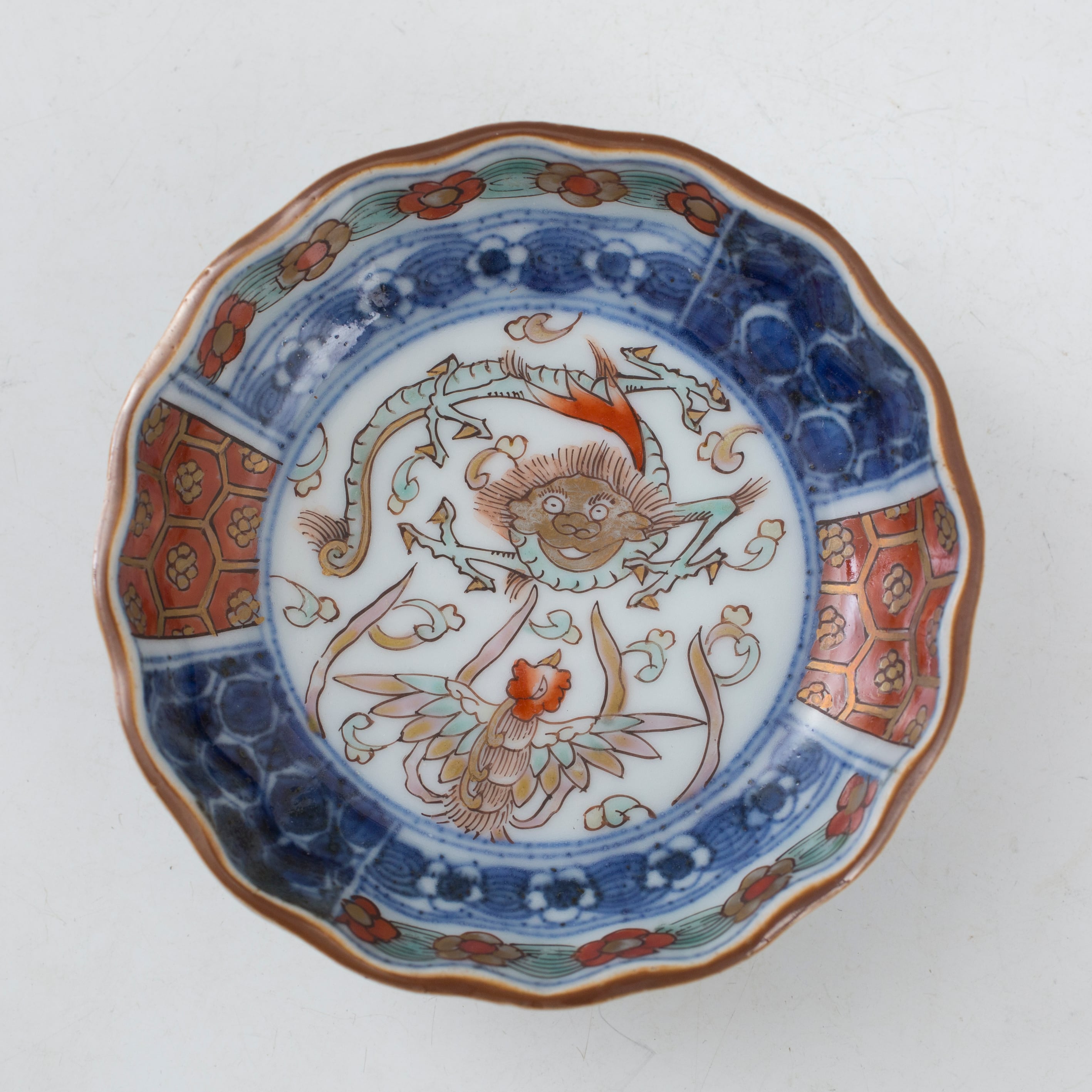 伊万里 色絵 金彩 鳳凰 龍 梅 亀甲 大明成化年製銘 日本古陶磁 豆皿