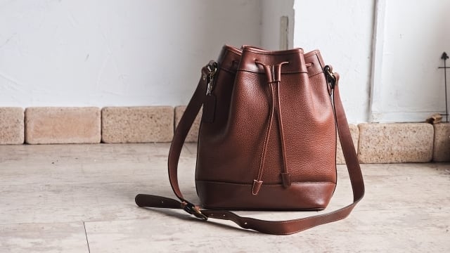 オールドコーチ ☆ USA製 レザー 巾着 ショルダーバッグ ブラウン