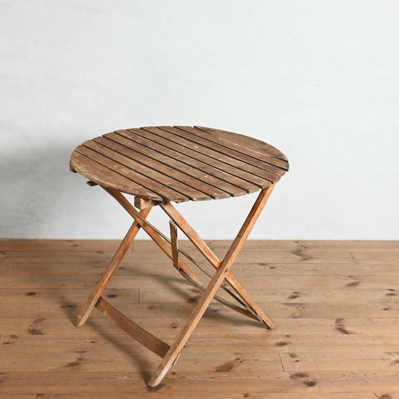 Folding Table / フォールディング テーブル 〈折り畳みテーブル