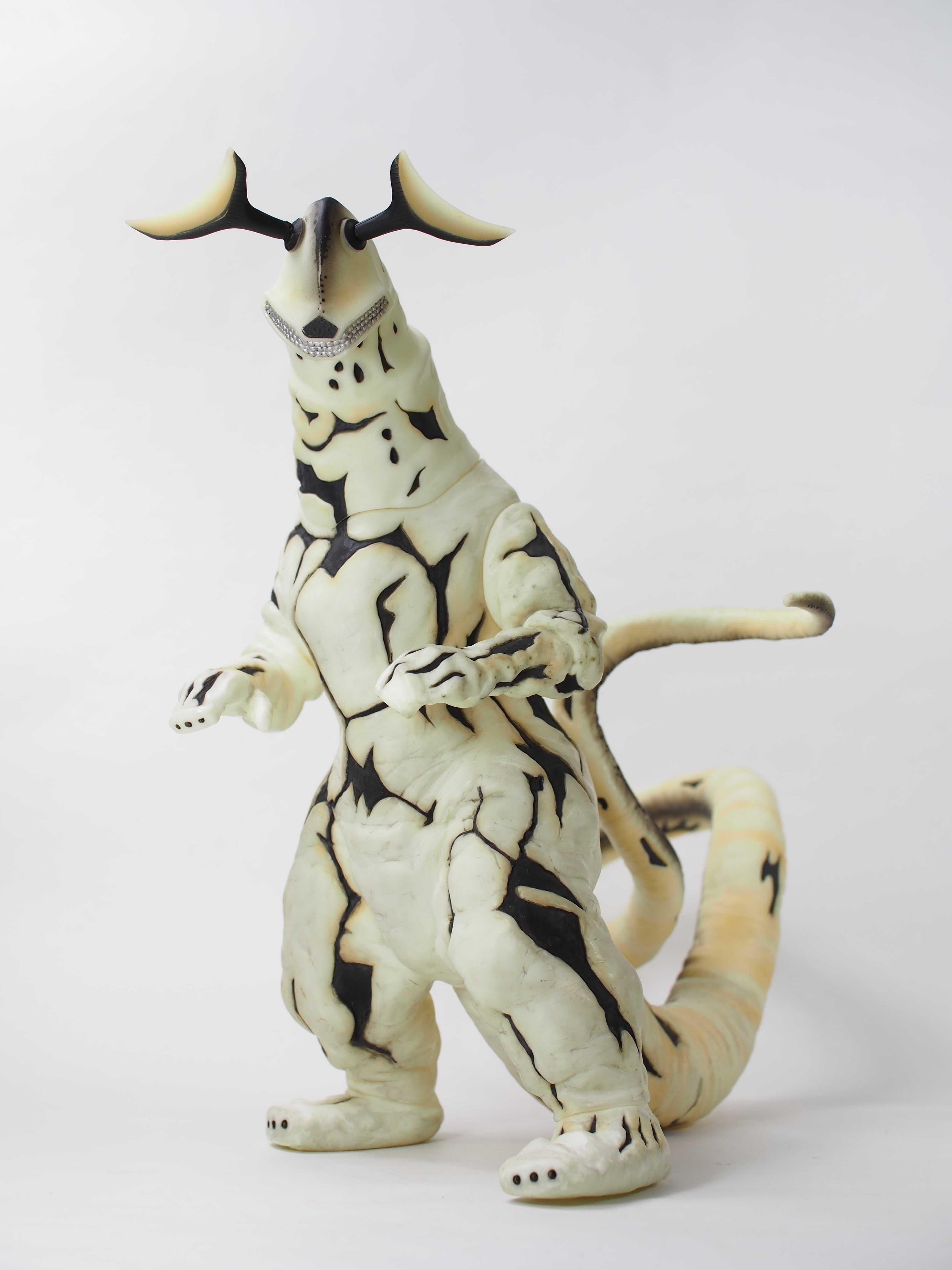 1/6特撮シリーズ Vol.106 宇宙怪獣 エレキング ハイグレード Ver