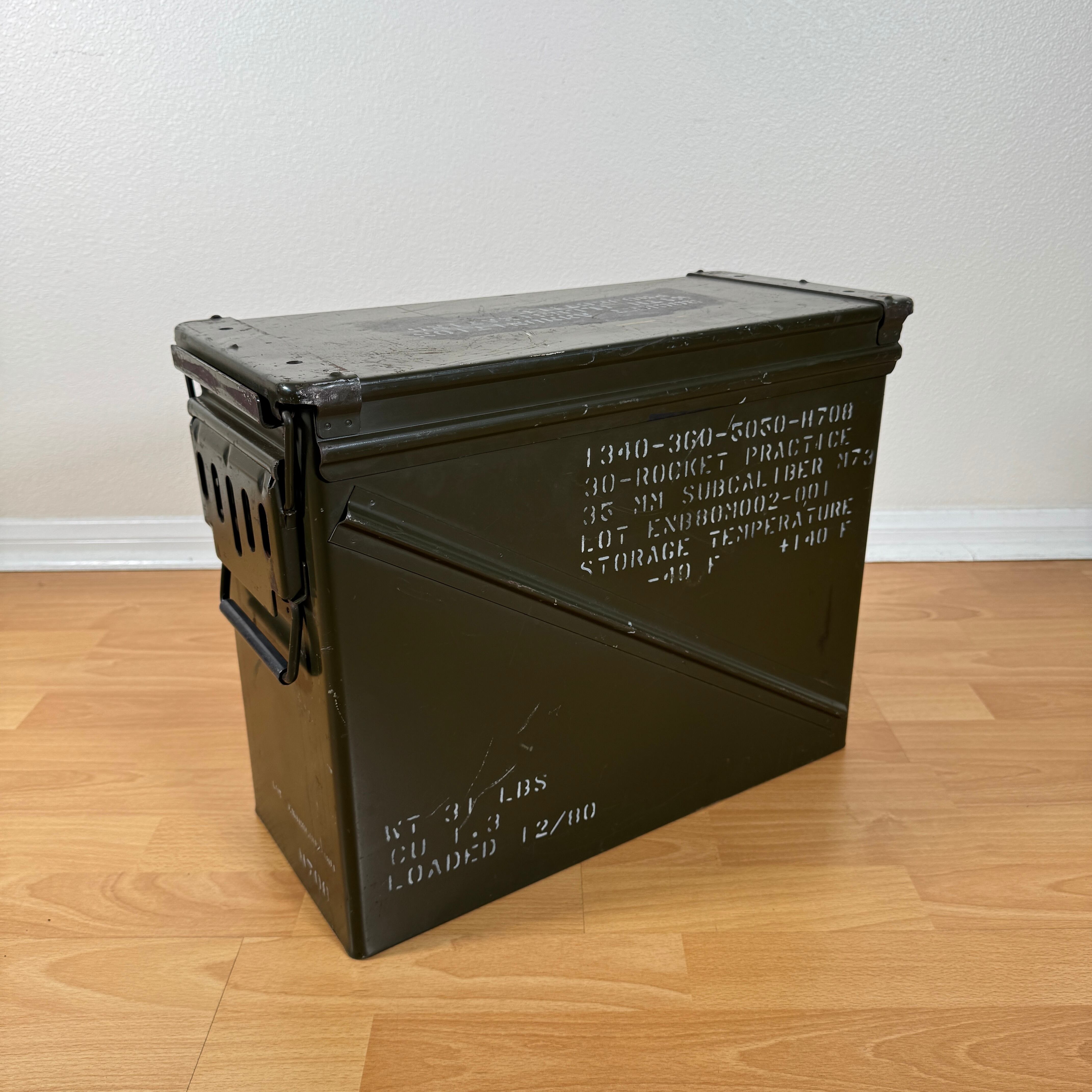 2119【1980年製】ビンテージ ミリタリーアンモボックス / 収納ボックス