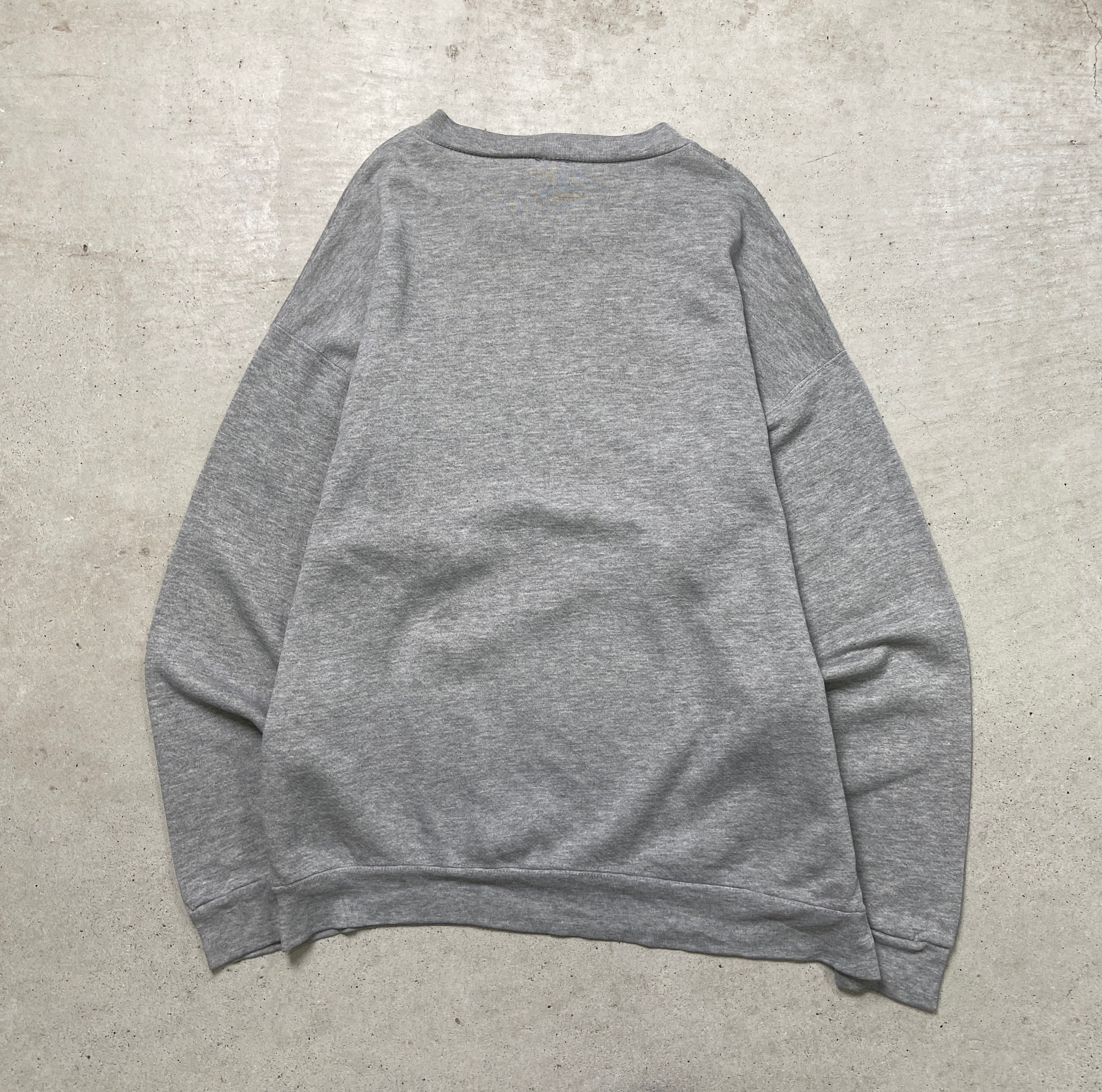 DISNEY STORE イーヨー キャラクタープリント スウェットシャツ メンズ