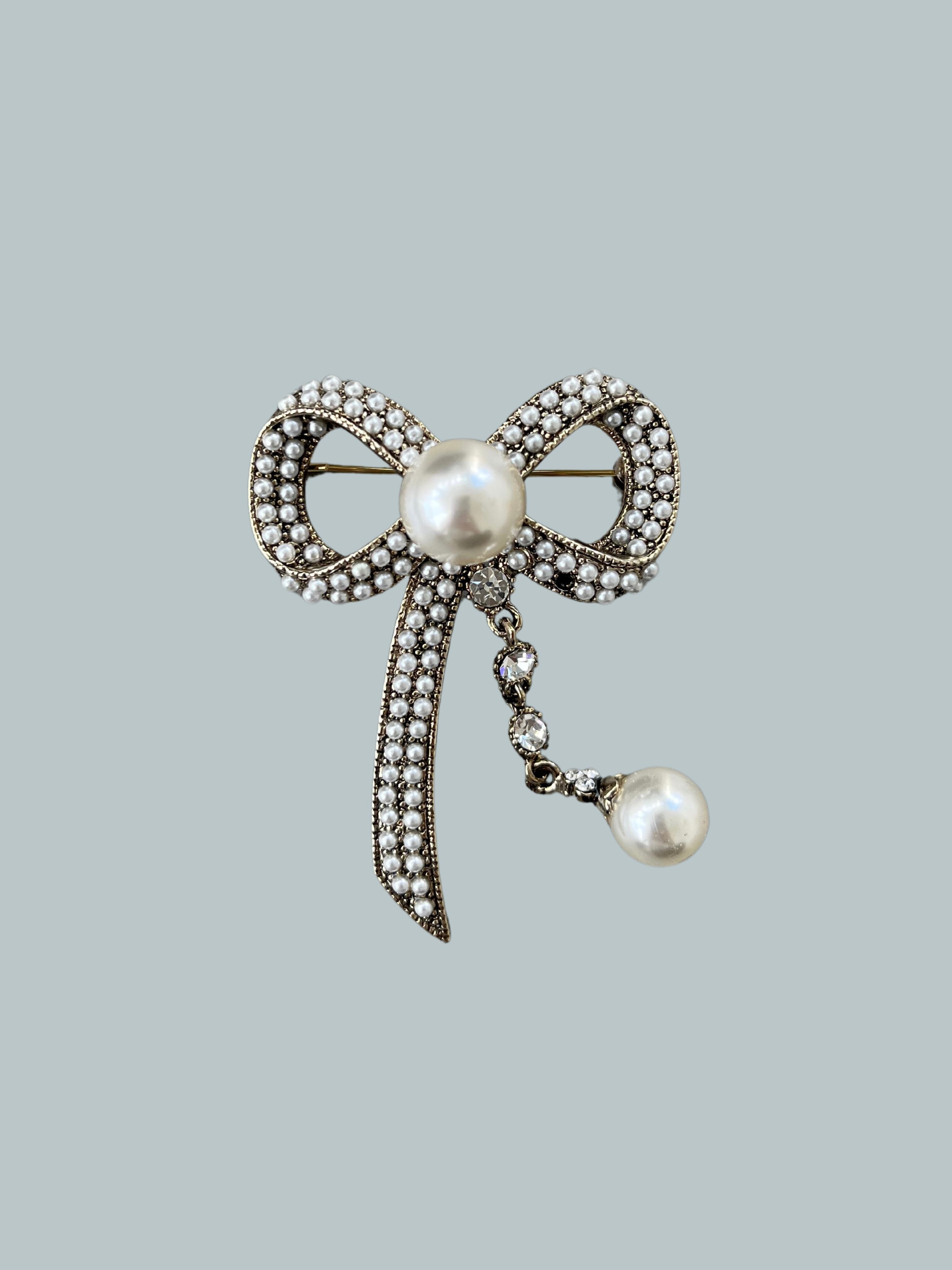 Bilitis dix-sept ans Ribbon Broach（M） | KOKO