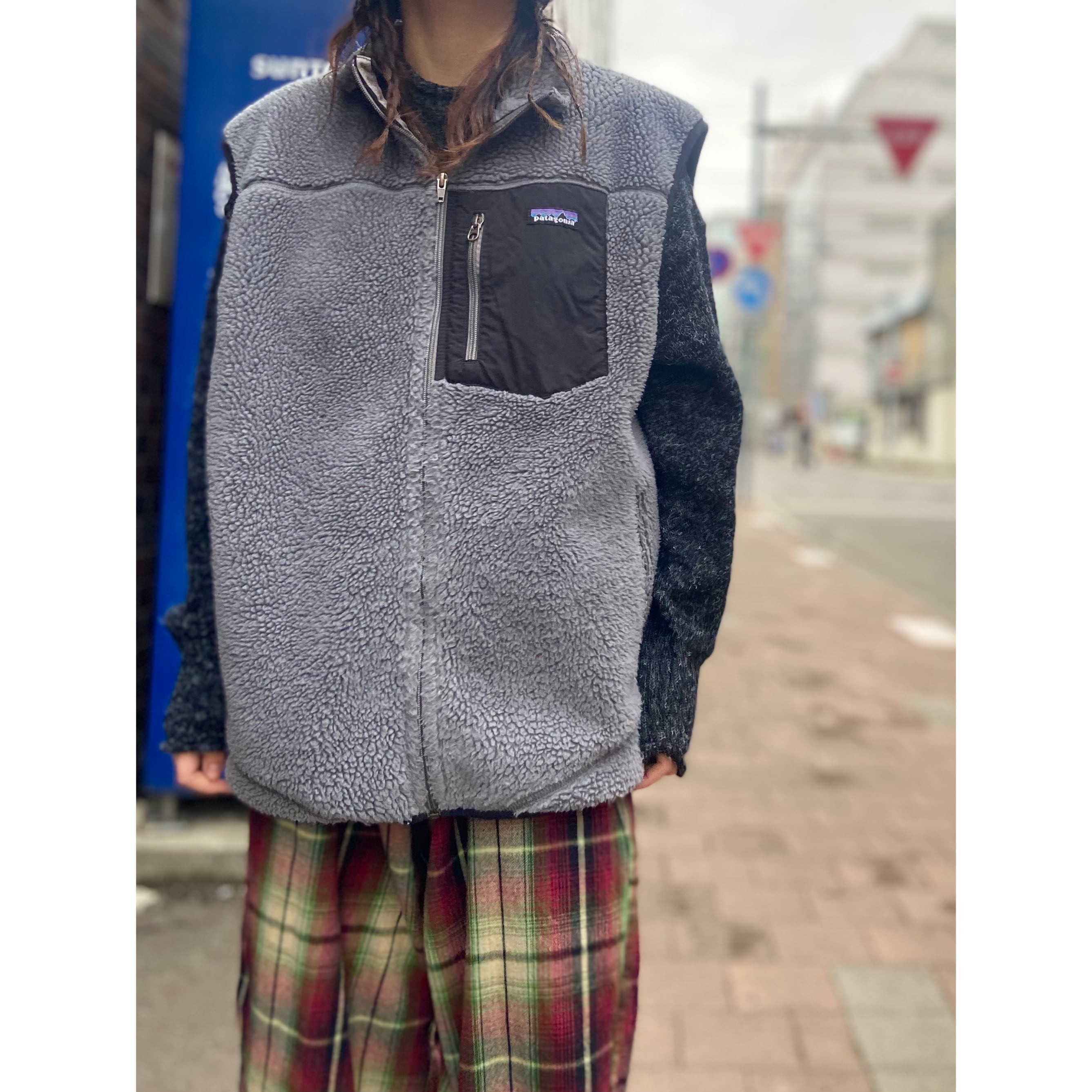 11 Patagonia パタゴニア レトロX フリース ベスト グレー【XL】MADE