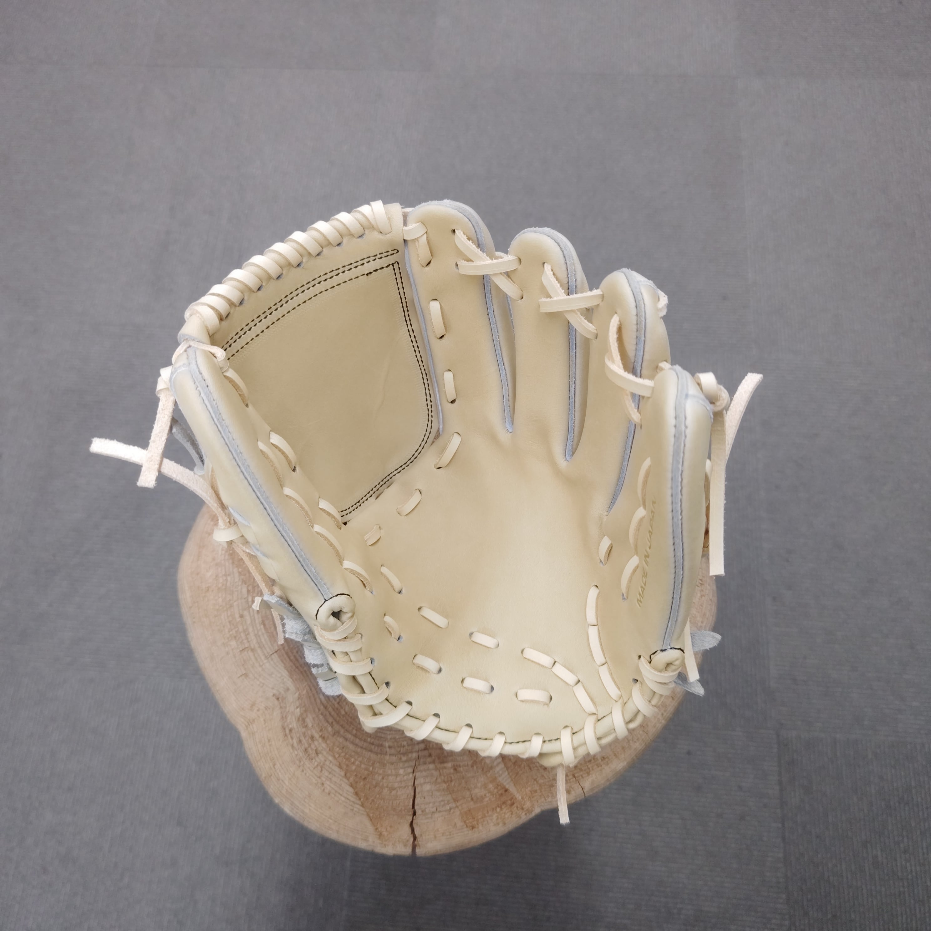 舞 投手特化型 特殊重心グローブ 硬式用 投手用 | PLAYERZ オンライン