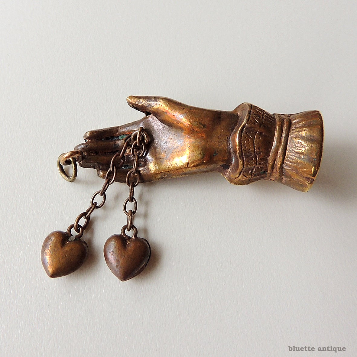 フランスアンティーク ハンドモチーフ ペンダントトップ