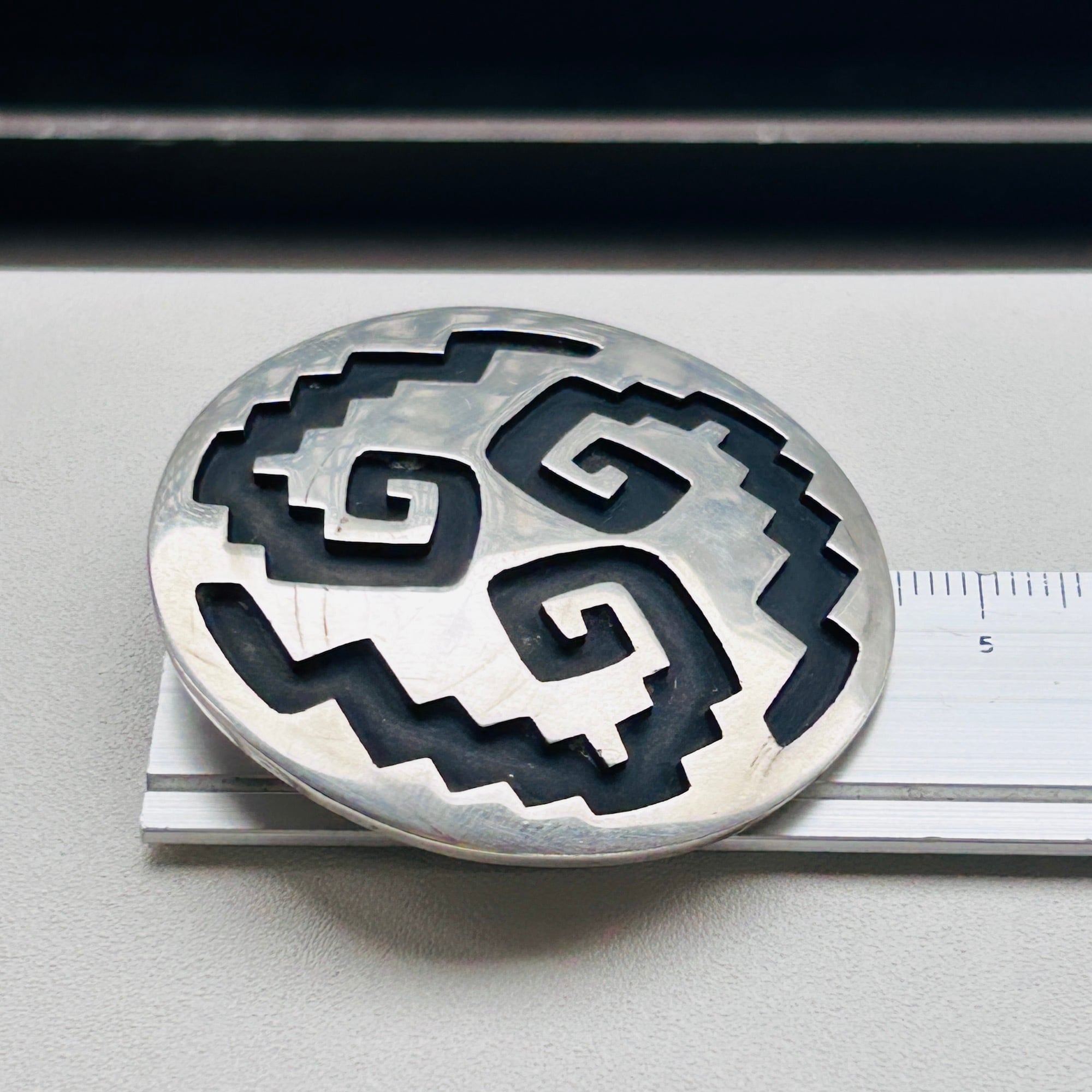 Mexico シルバー925 トライバル丸ブローチ | Milo Antiques & Vintage