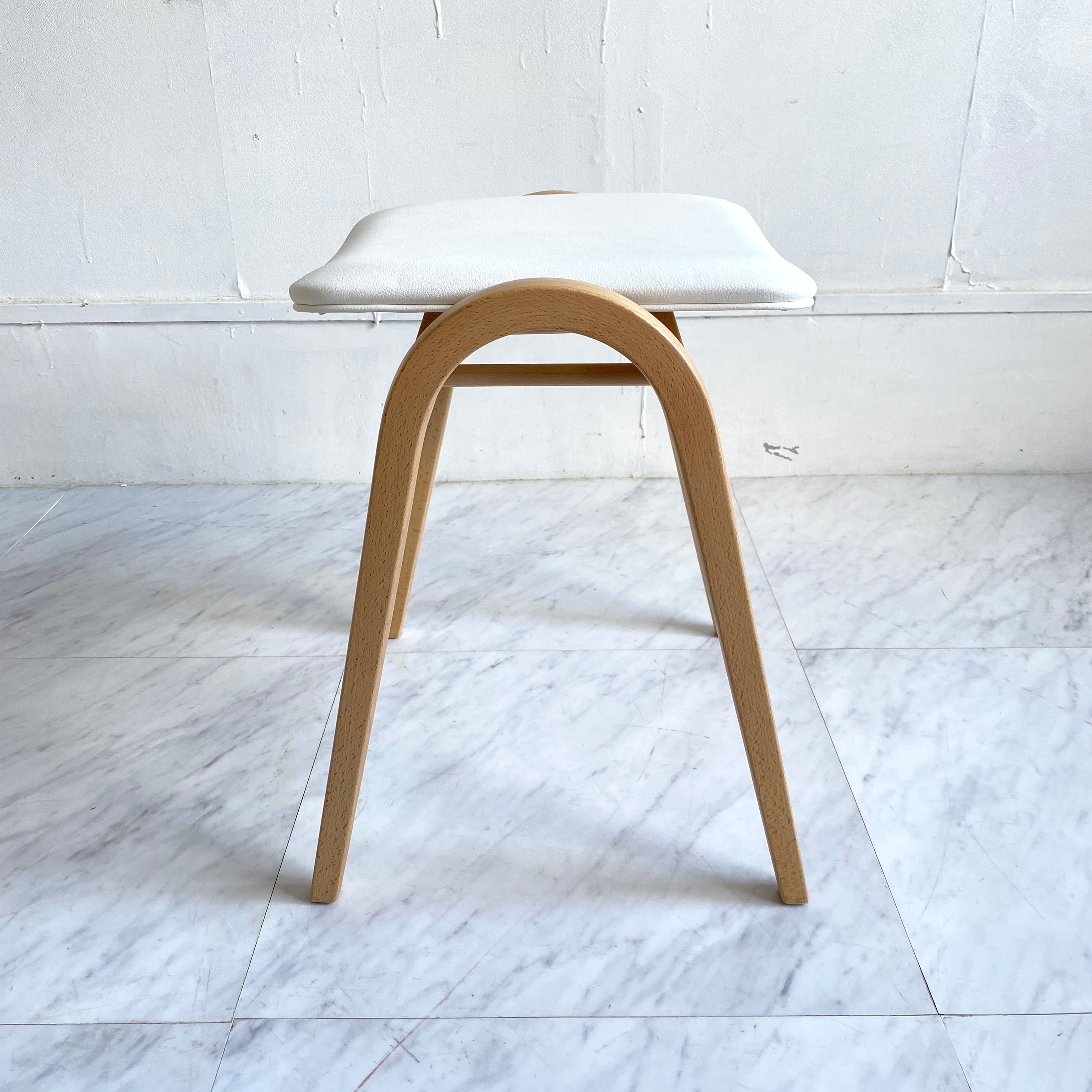 秋田木工 AKIMOKU スタッキングスツール 剣持勇 NO.202 ブナ材