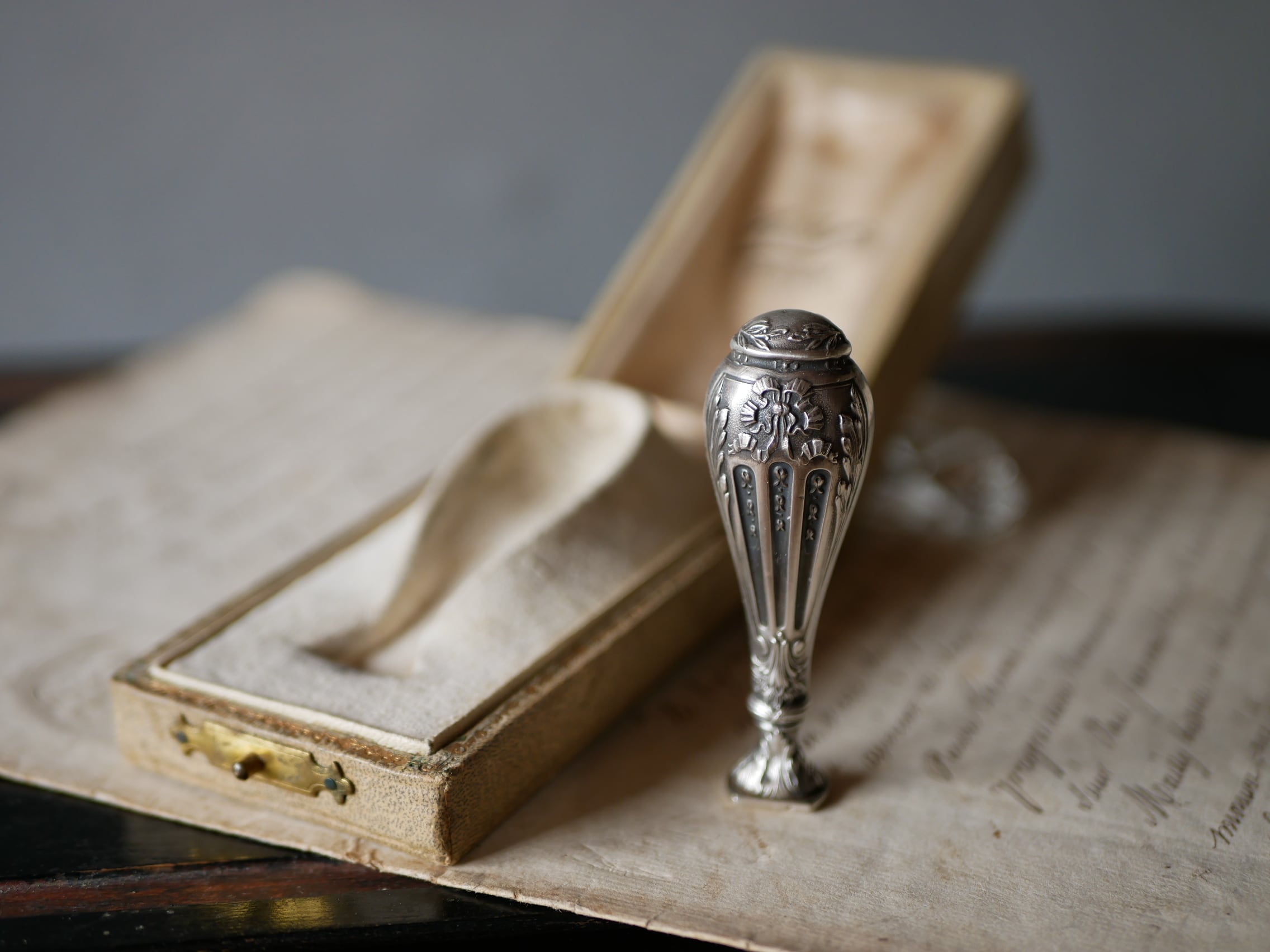 リボンのシーリングスタンプ フランスアンティーク ブロカント