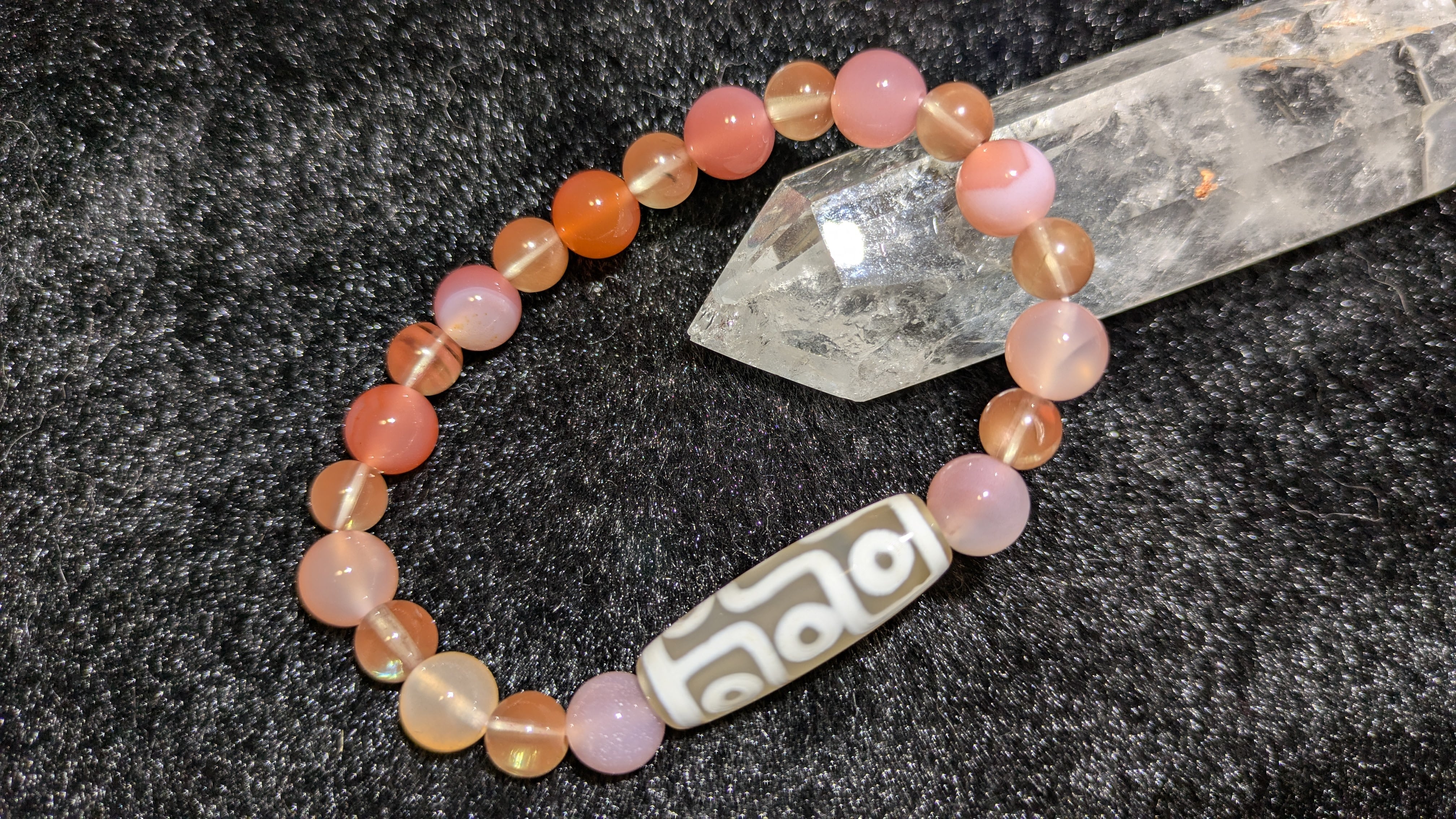 希少な青❗青・龍眼天珠(チベット老玉髄天珠) | Pay ID