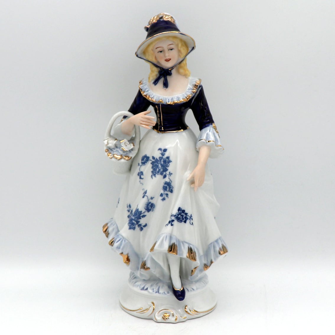 KPM・ベルリン王立磁器製陶所・陶人形・貴婦人・アンティーク