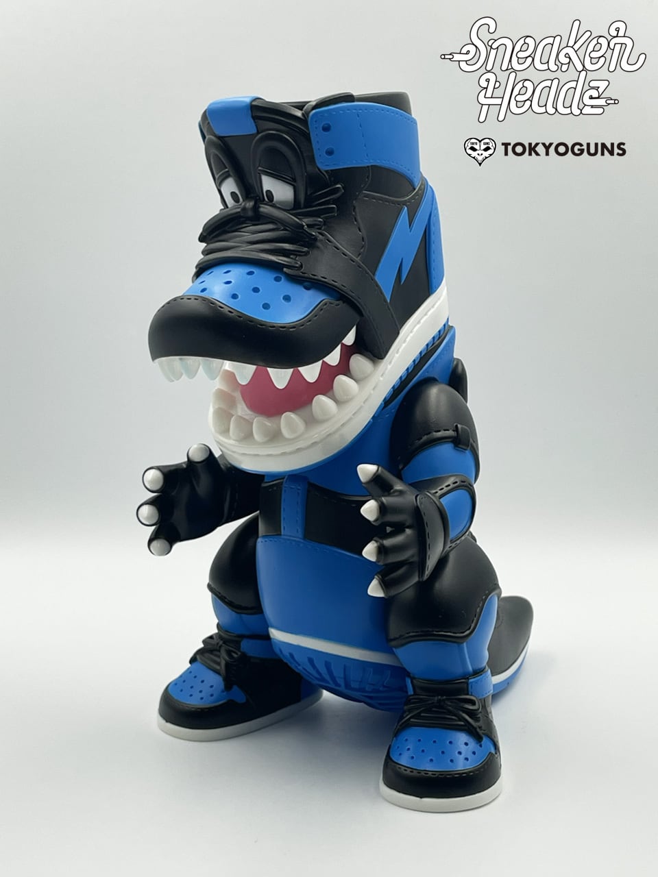 h*8様 TOKYOGUNS 怪獣スニーカーヘッド ローズカラー h*8様 TOKYOGUNS