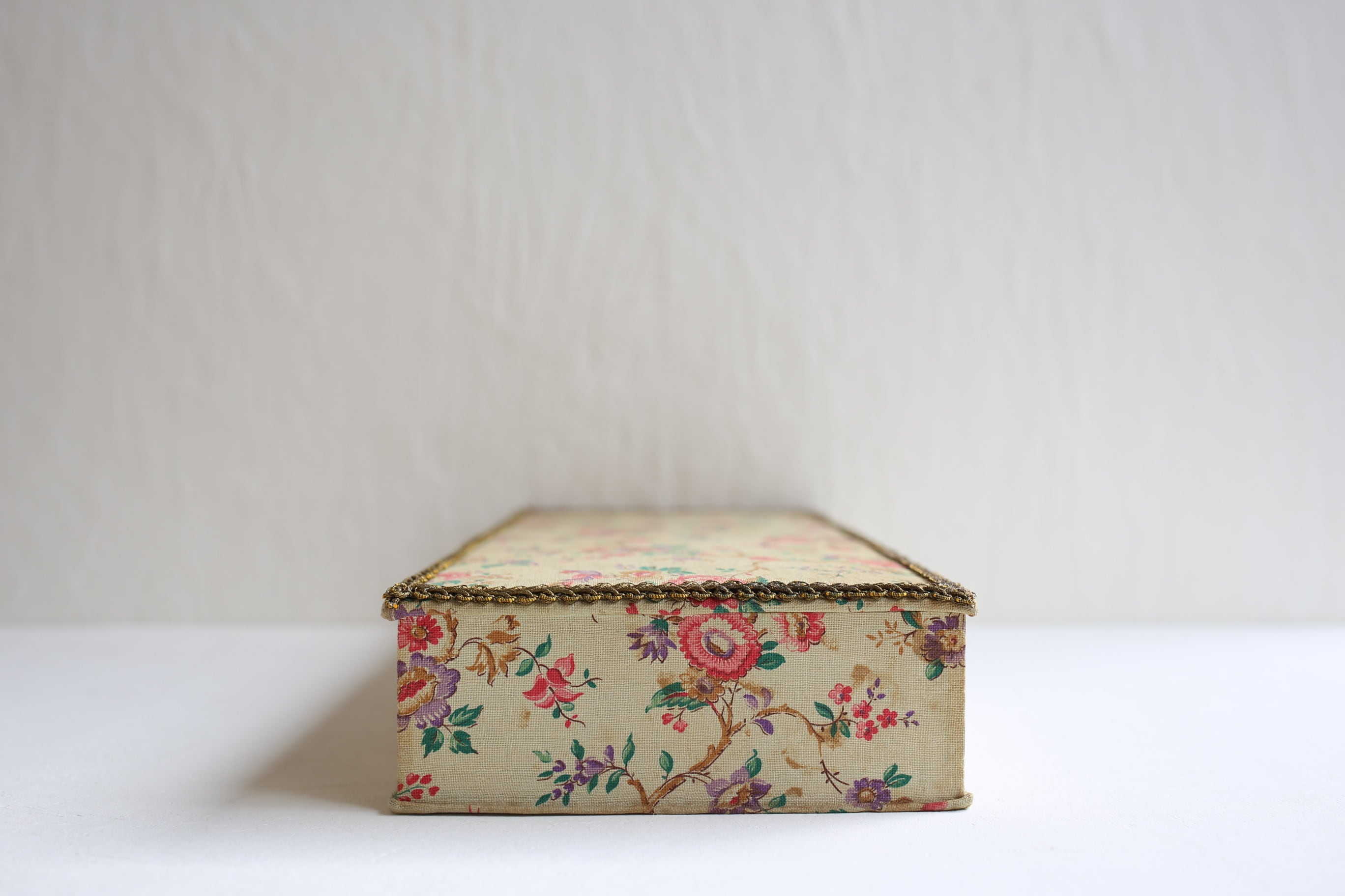 ◇希少美品◇フランスFARINE木製蓋付き花柄♡ラタン編込模様陶器