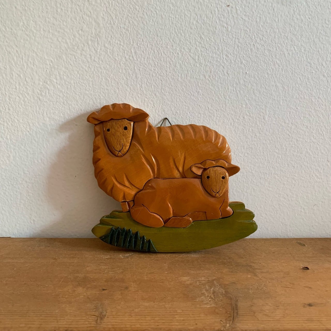 SHEEP & LAMB 壁掛け 木製 ニュージーランド ビンテージ 二匹の