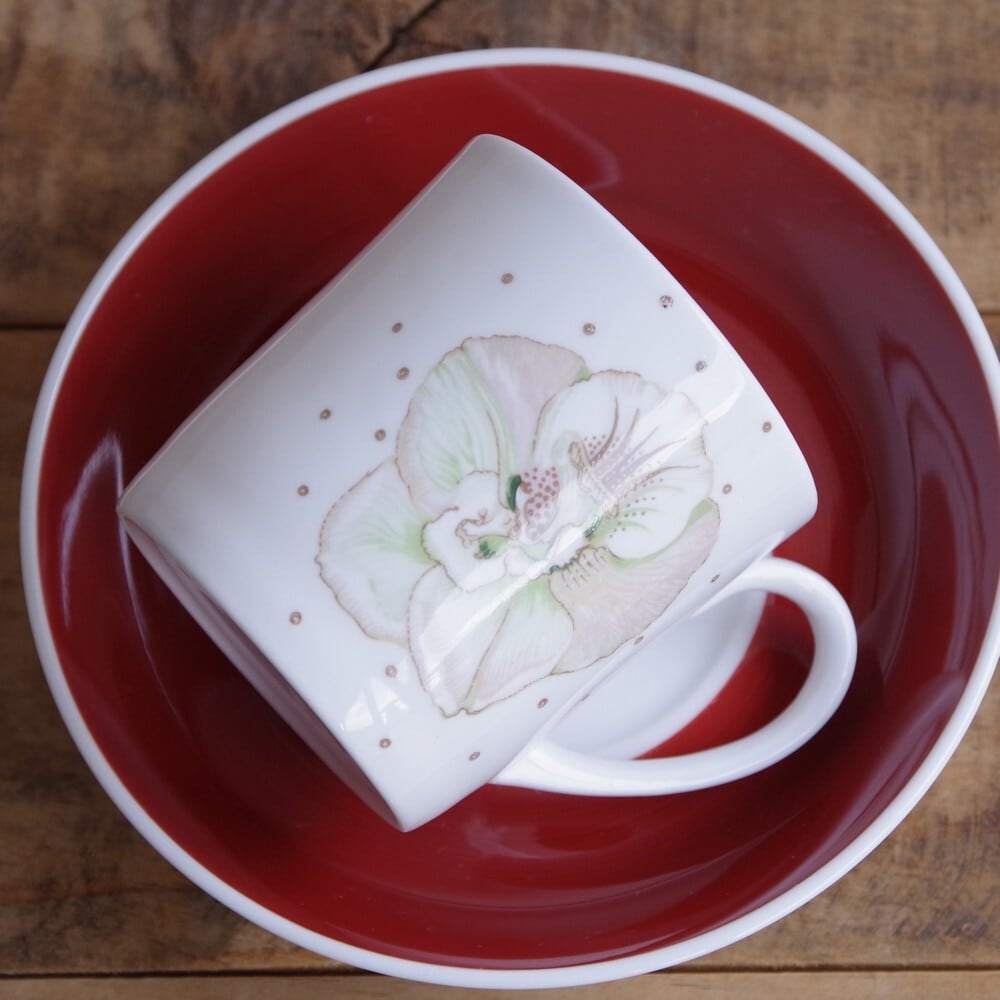 超レアー三角スタンプ！スージークーパー「赤い花柄」八角プレート