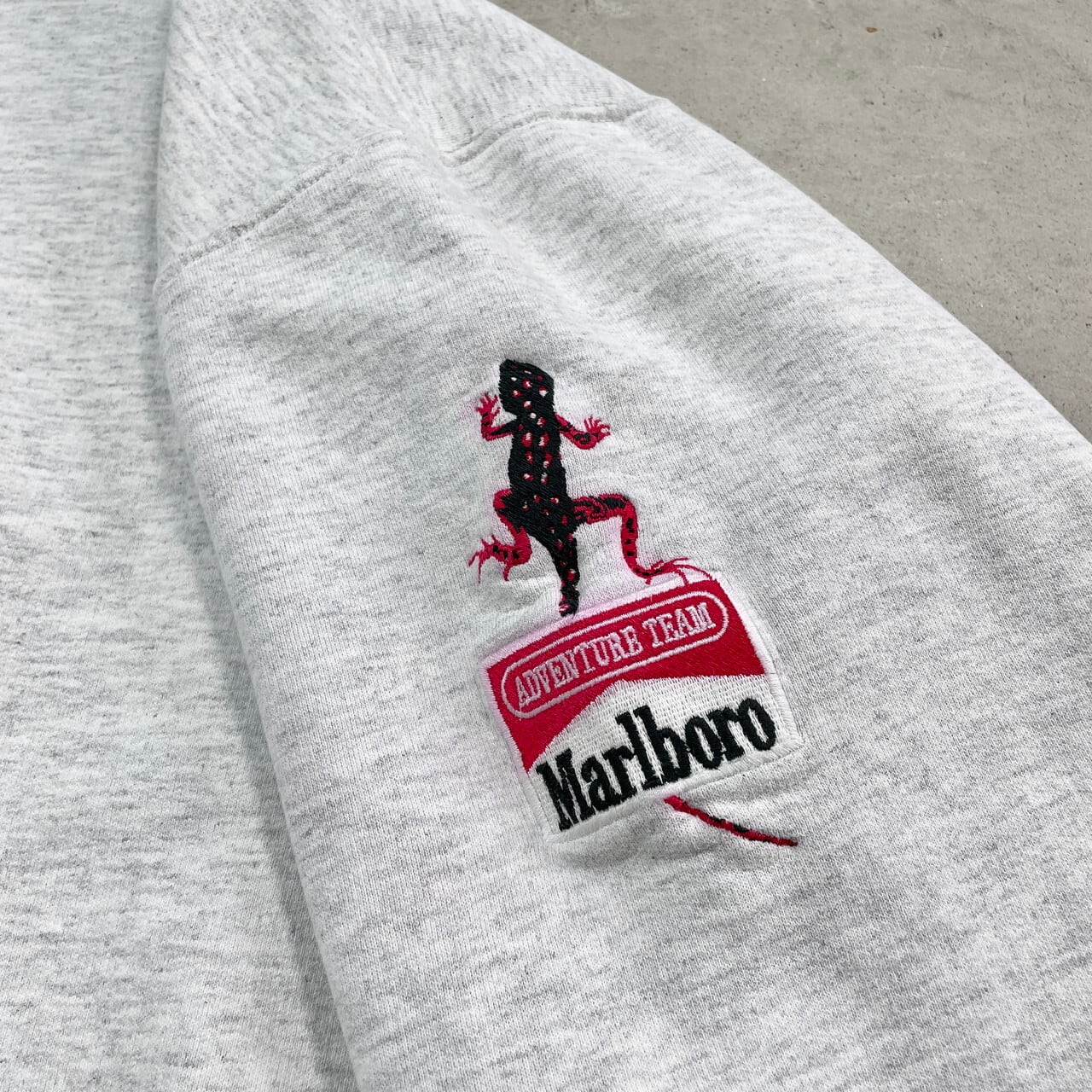 90年代 Marlboro マルボロ スウェットシャツ リザード 企業ロゴ刺繍