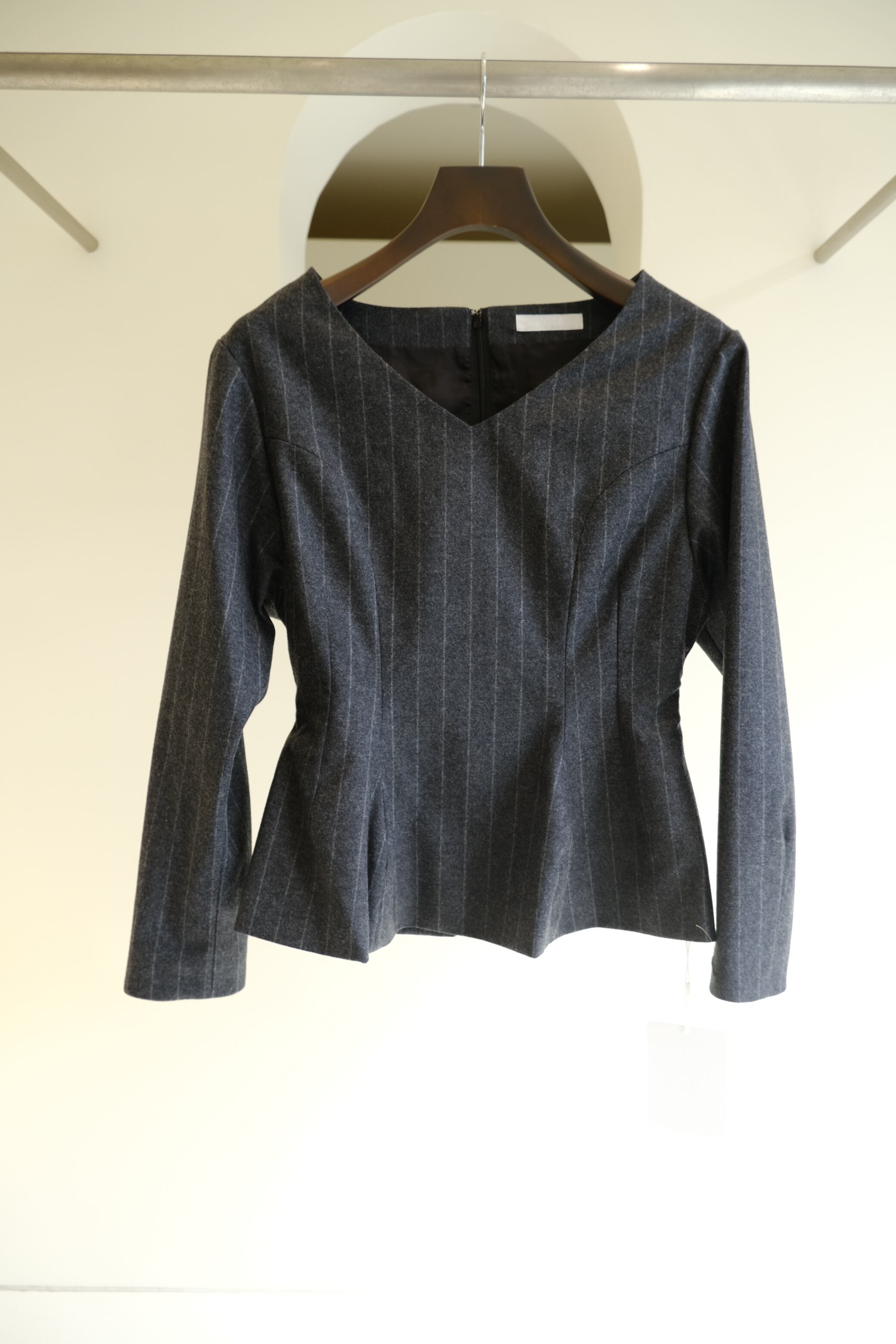 試着のみ KAYLE WOOL CASHMERE PEPLUM BLOUSE KAYLE】WOOL CASHMERE