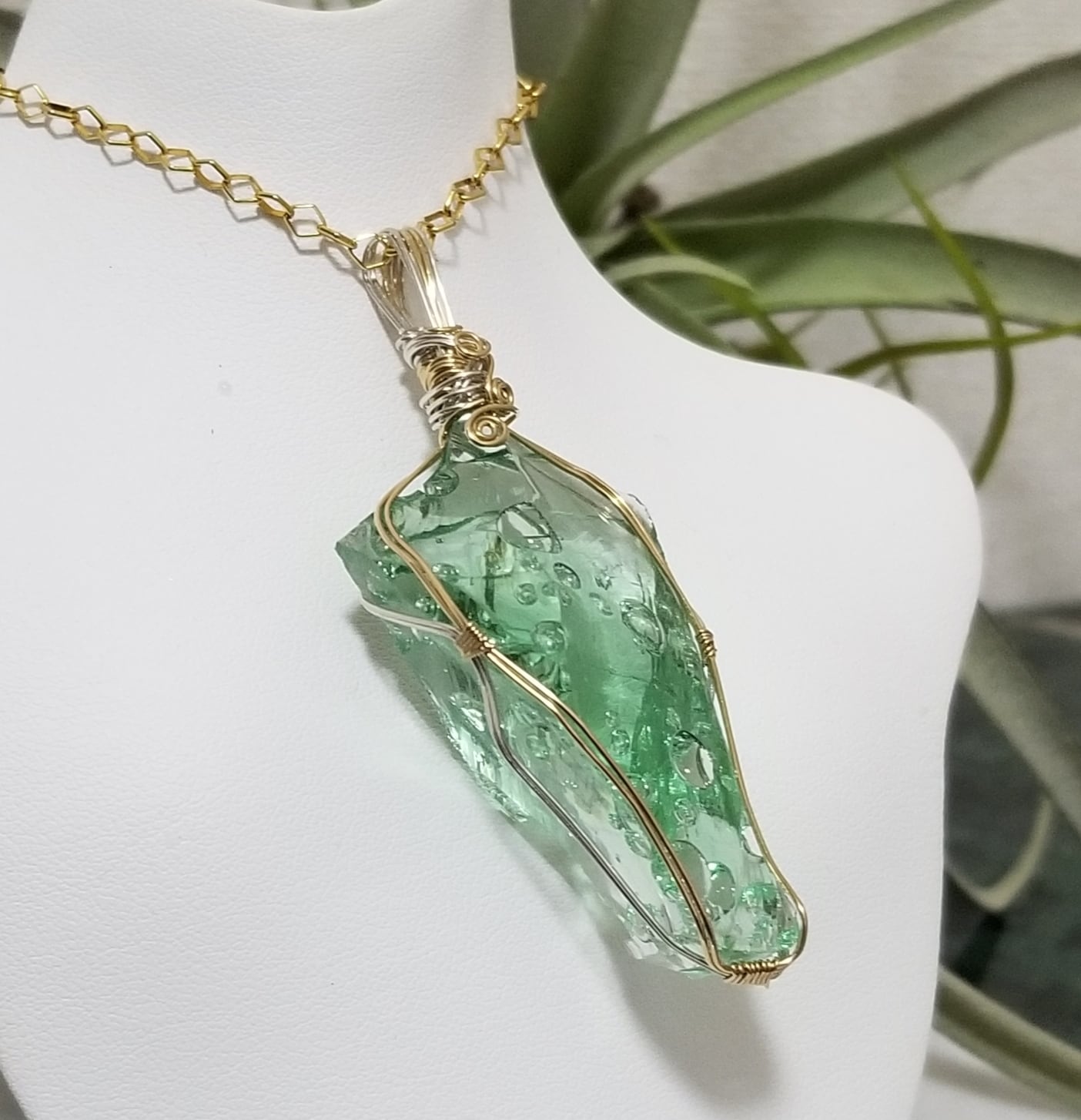 シエラ産～アンダラクリスタルペンダントトップ～泡の戯れ～ | 天然石