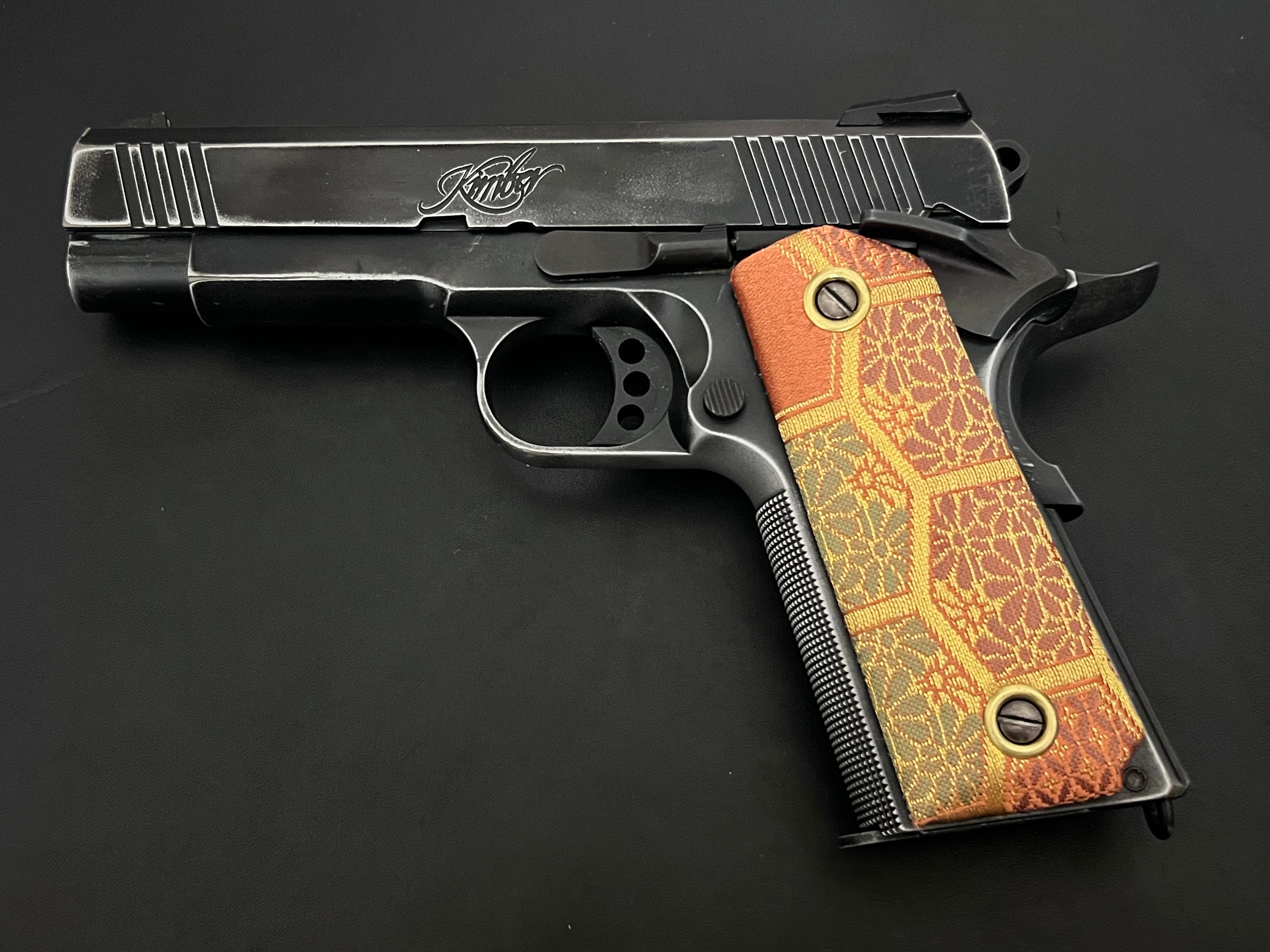 GW-16《唯一無二の削り出し革グリップ》 東京マルイ ガバメント用｜和