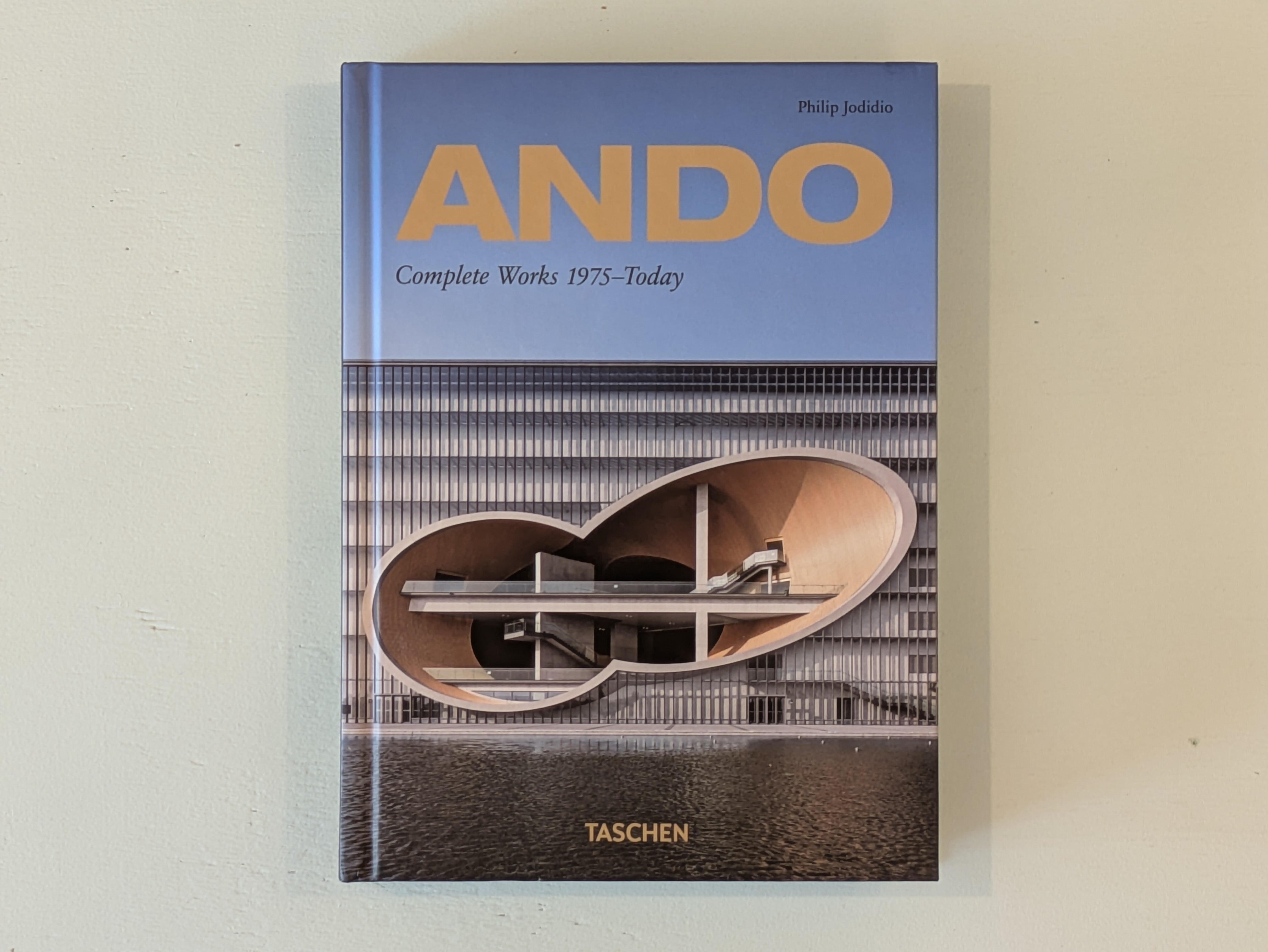 Ando : Complete Works 1975–Today / 安藤忠雄 | Photobooks on the