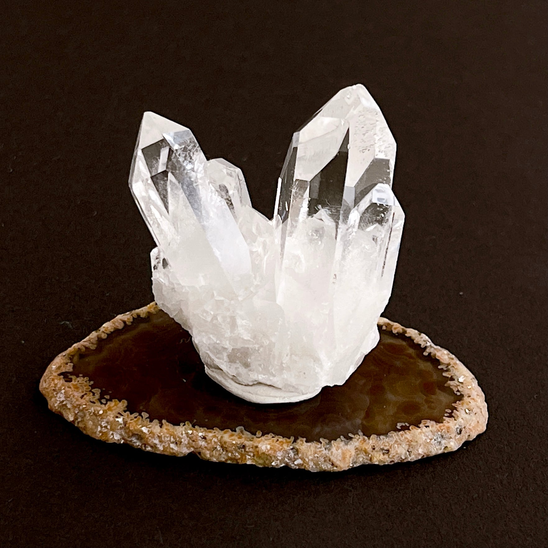 ブラジル産水晶クラスター・A・24g（アゲートスライス台座付き