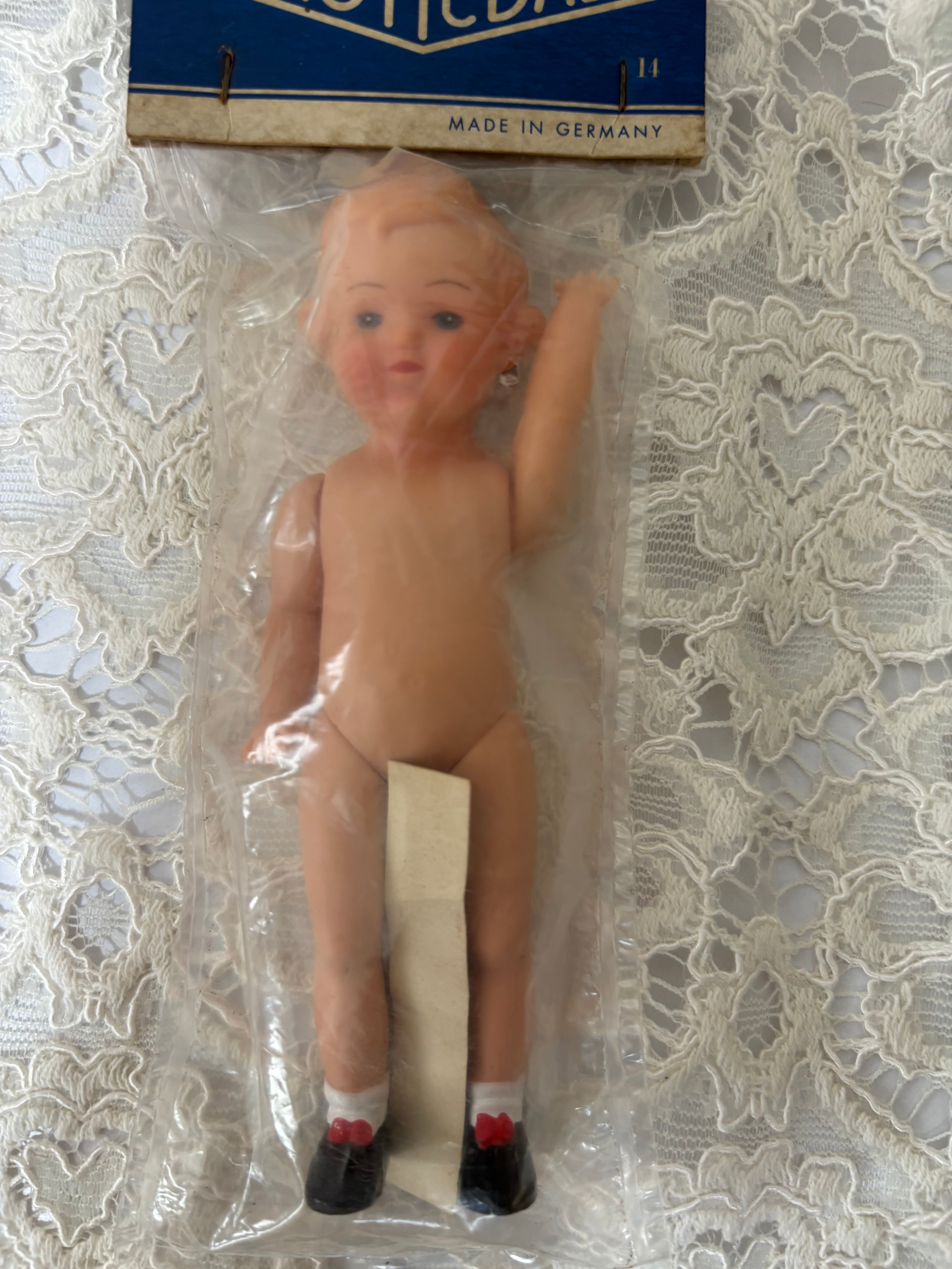 リジーちゃん人形 | momotaro