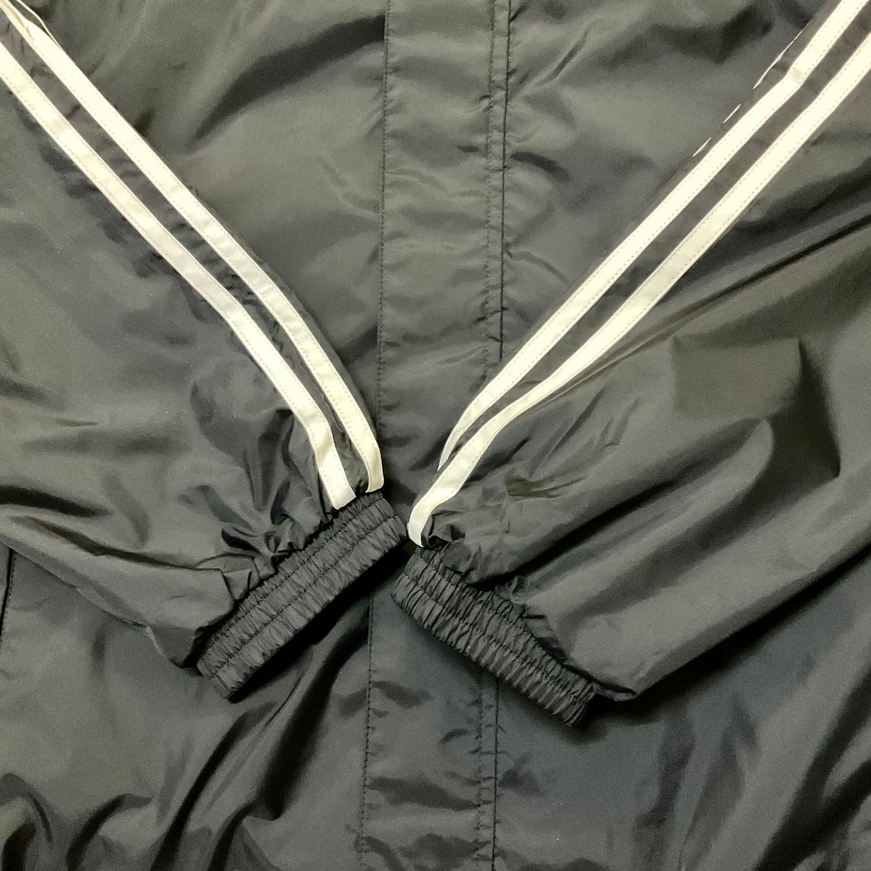 adidas アディダス サッカーチーム ロゴ刺繍 ナイロンジャケット