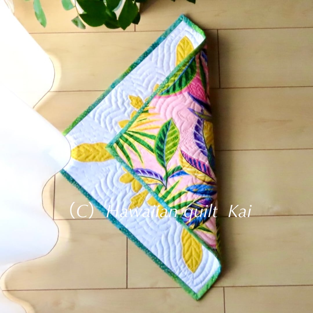 プルメリアのタペストリー ハワイアンキルトキット | Hawaiian quilt Kai