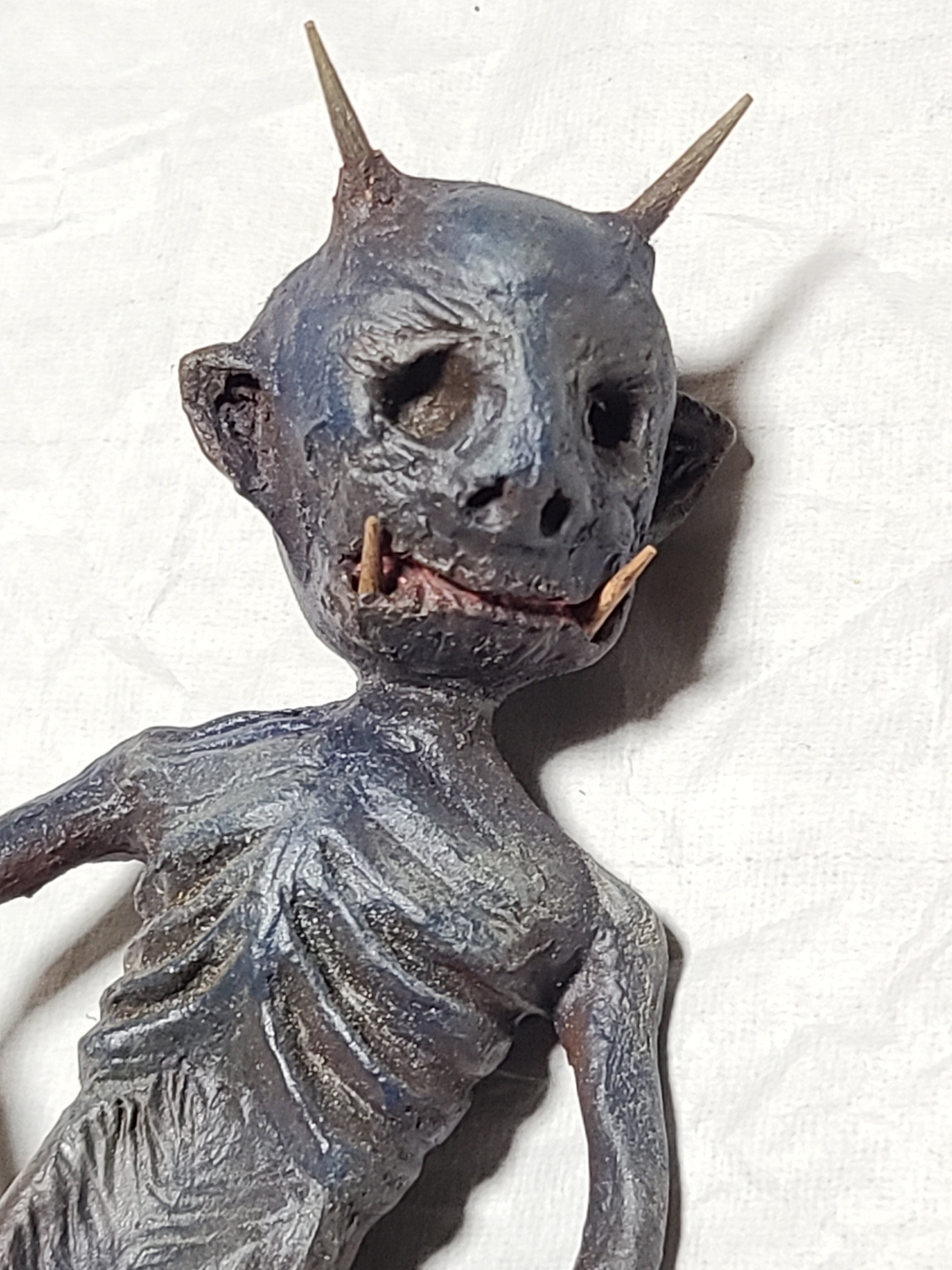 妖怪 青餓鬼 木乃伊(ミイラ) 二本角 青小鬼 怪奇標本 ニ－85 | Pay ID