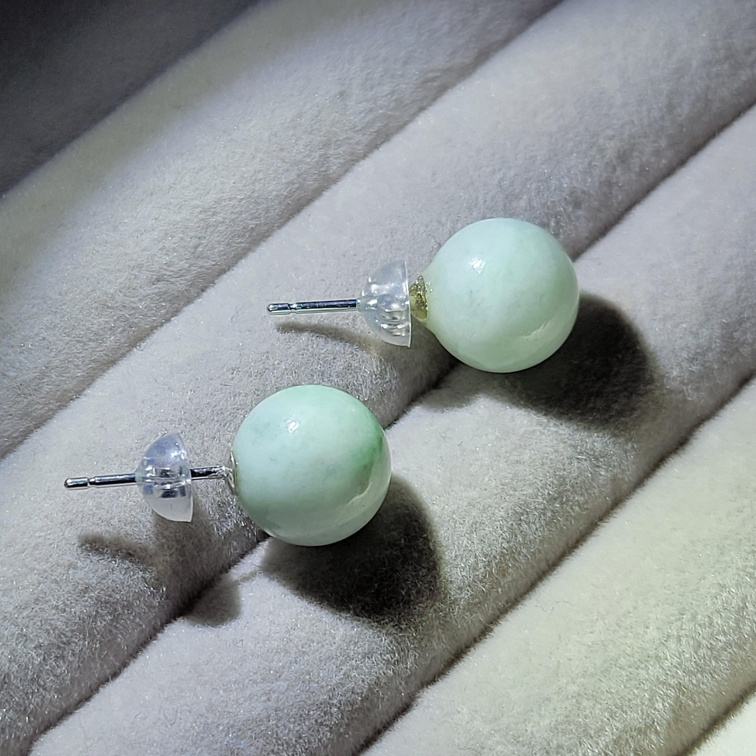 10㍉玉・糸魚川翡翠:ピアス BPS0091 | 糸魚川翡翠工芸家 赤羽可行BASE