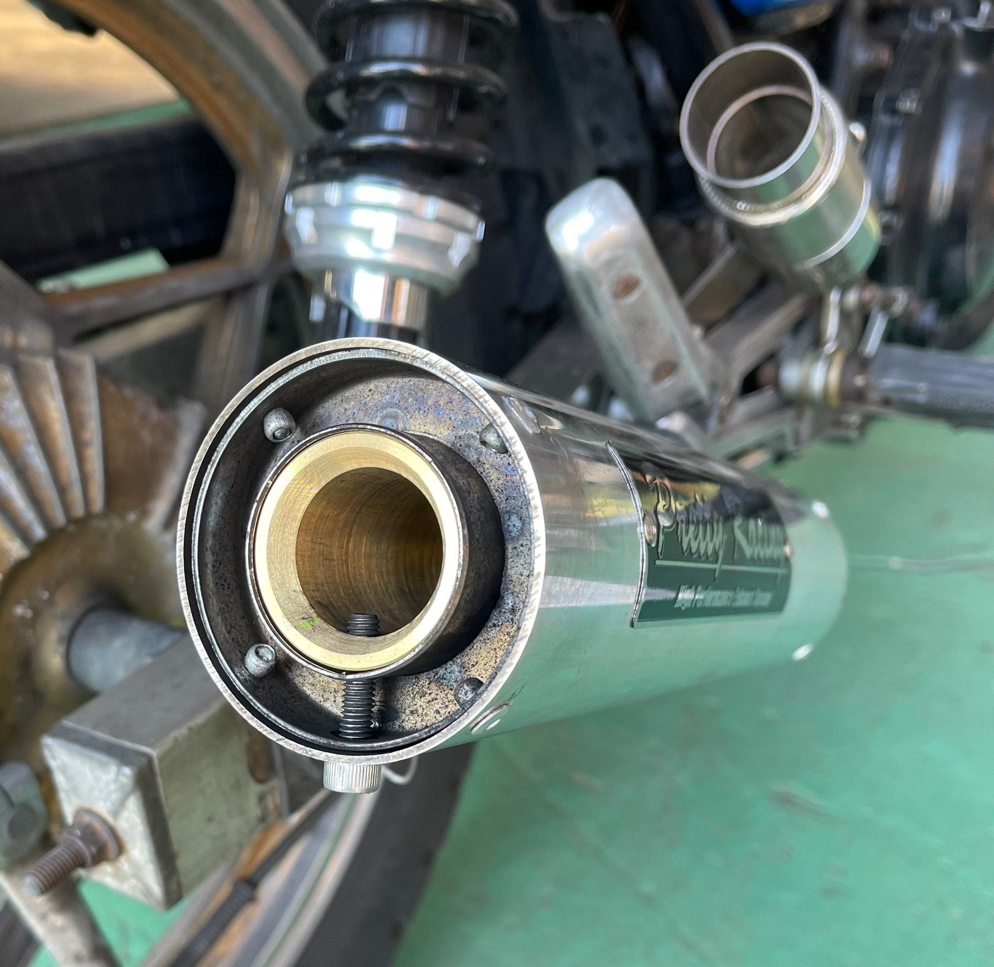 cb400f ヨンフォア64π用真鍮サイレンサー