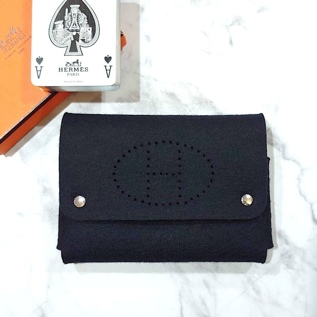 HERMES エルメス Hロゴ パンチング エテュイカルトGM トランプケース