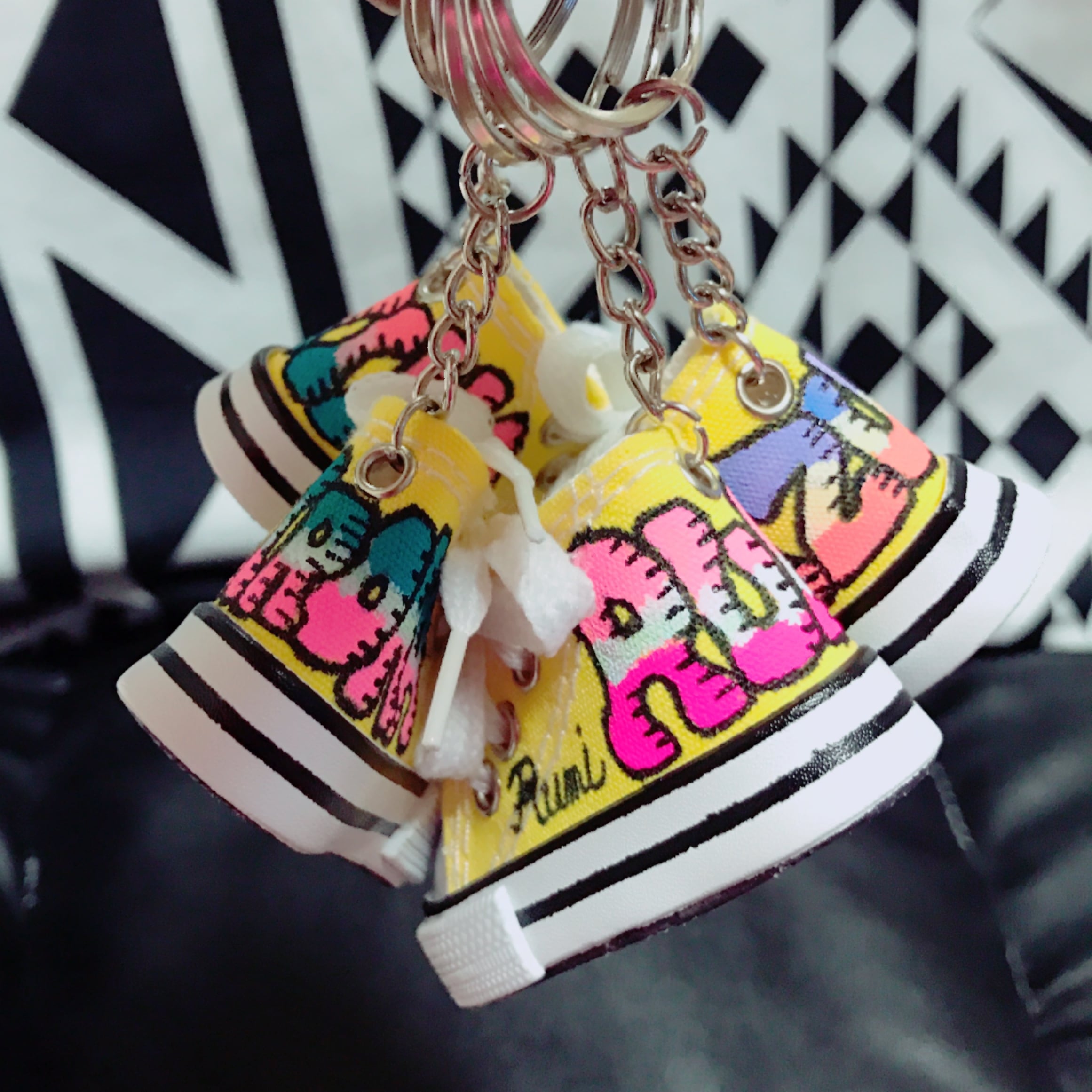 スニーカーキーホルダー | diapard
