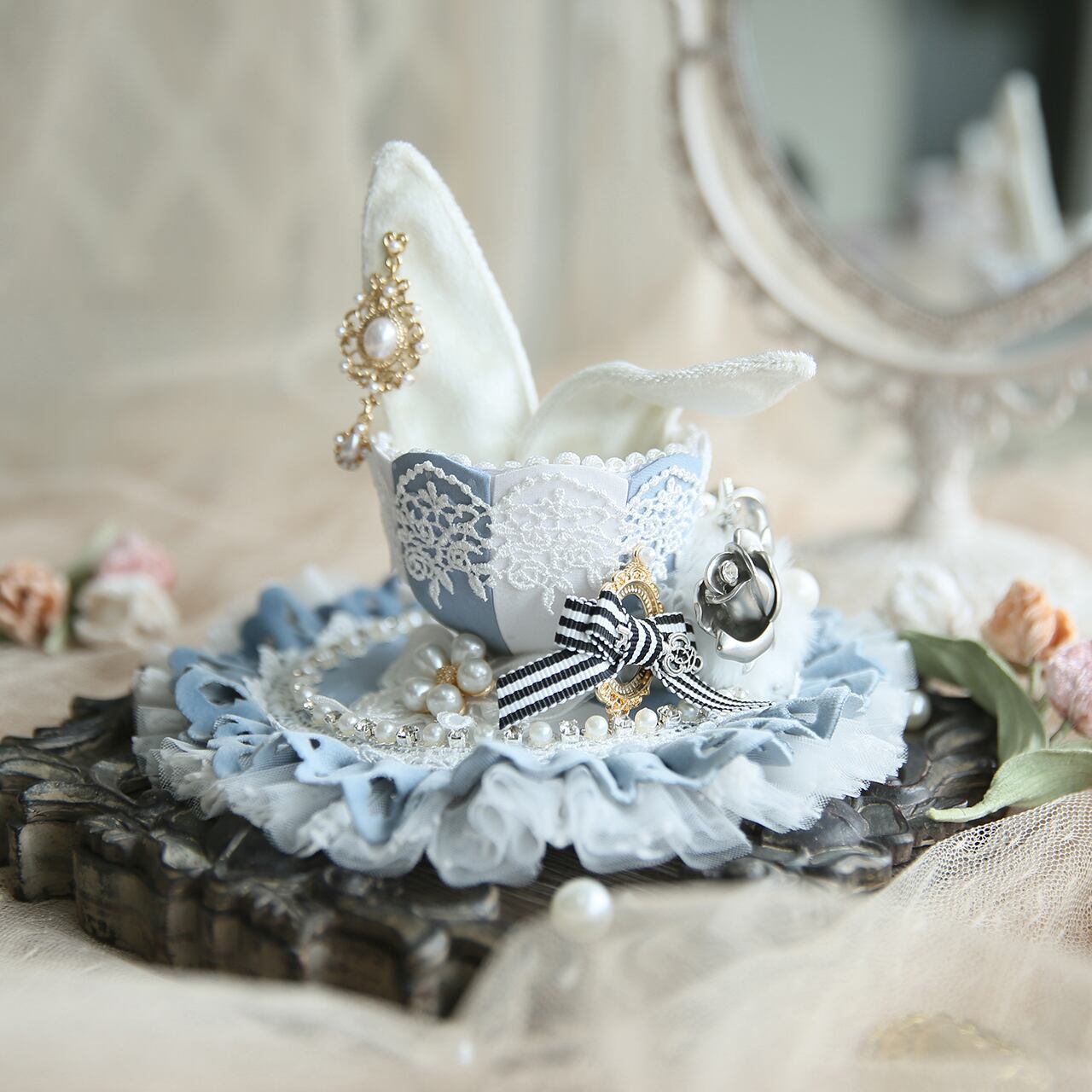 Drink me 兎耳ティーカップ帽子 カクテルハット | HoshibakoWorks