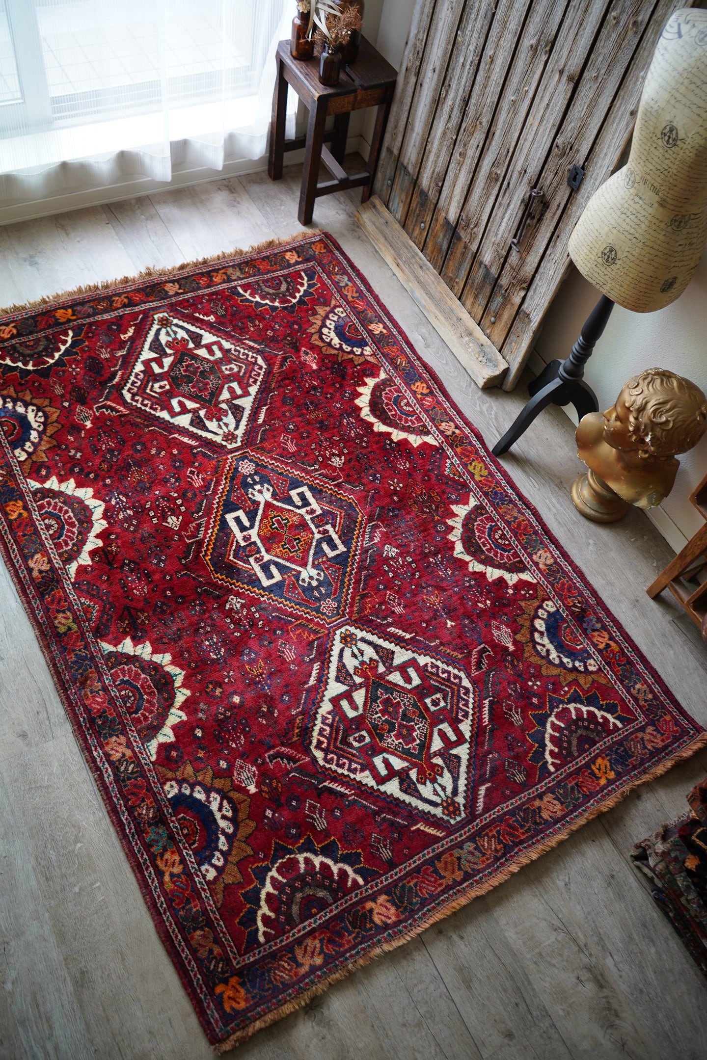 カシュガイシラーズヴィンテージラグvintage rug