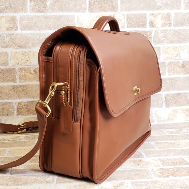 オールドコーチ ☆ ターンロック 2WAY ブリーフケース A4OK キャメル