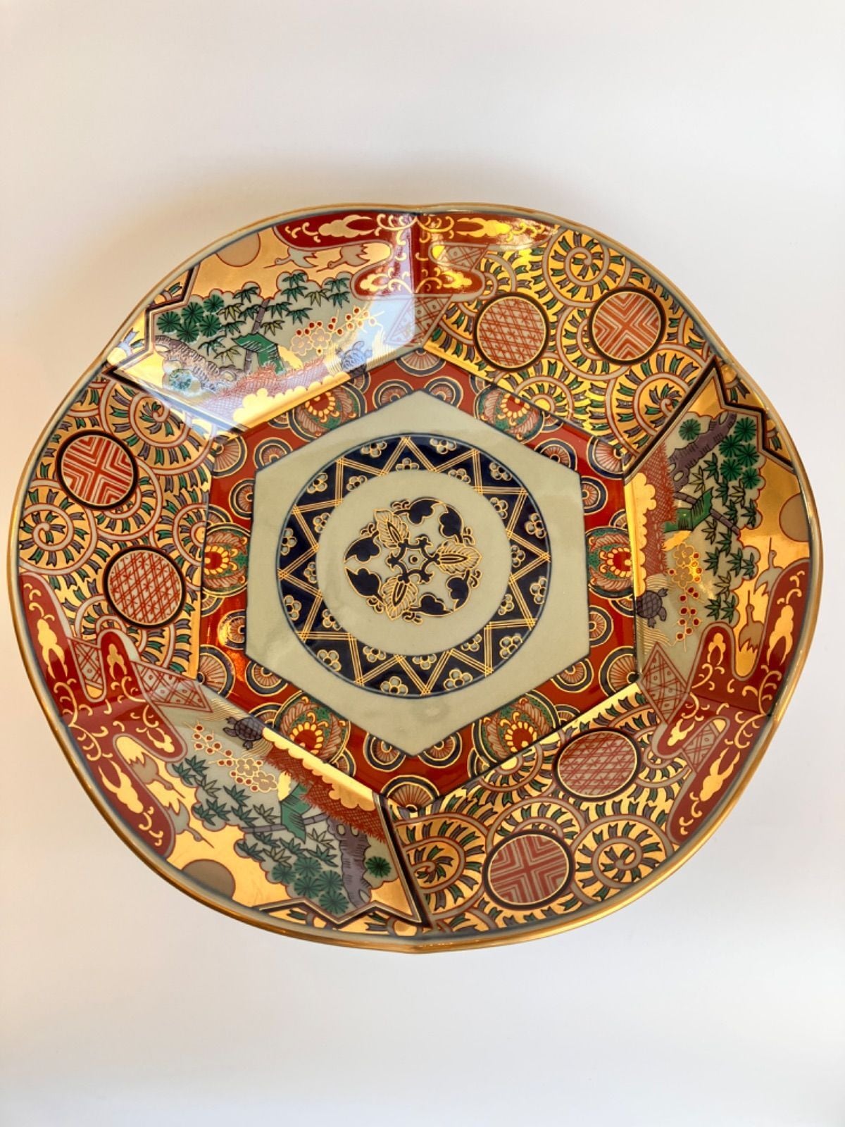 林九郎窯】 波佐見焼 有田焼 林九郎窯 古伊万里吉祥唐草紋 六角鉢 直径