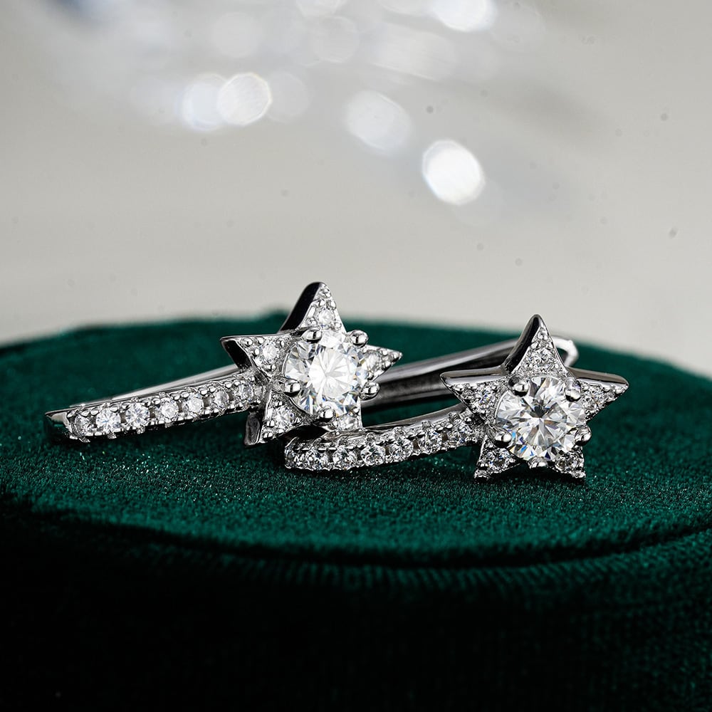 100%S925シルバーピアス モアサナイト石 スターモチーフ | H₂O