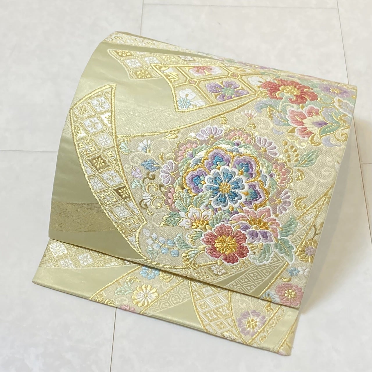 桂由美 やまと誂製 唐織 華紋 熨斗 袋帯 正絹 金糸 黄緑 白 紫 ピンク