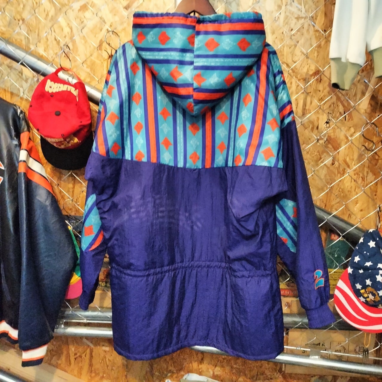 TWO HYPE 90s USA製 ヴィンテージ NBA シャーロットホーネッツ 中綿