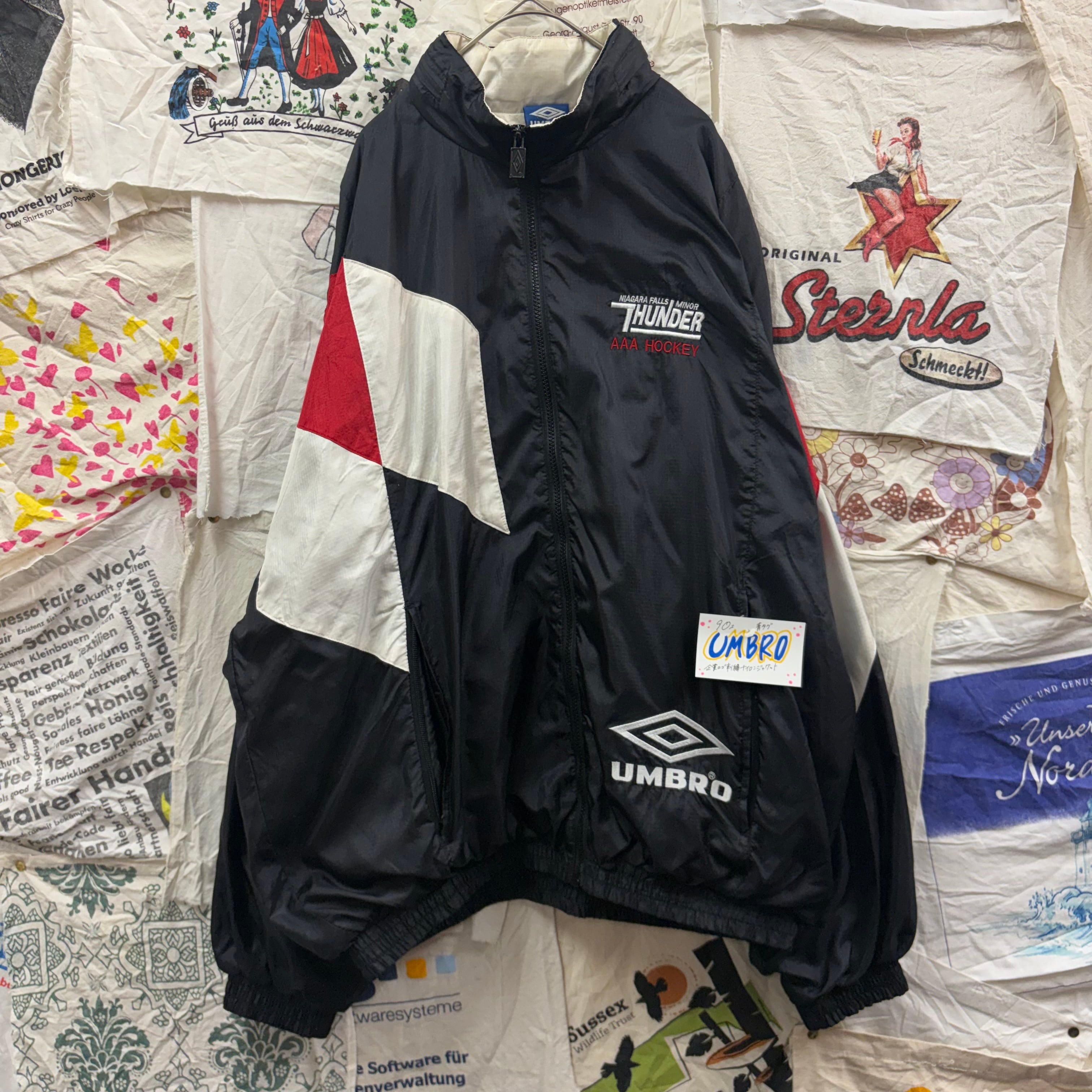 90s 青タグ UMBRO 企業ロゴ刺繍ナイロンジャケット | 古着屋PENNY