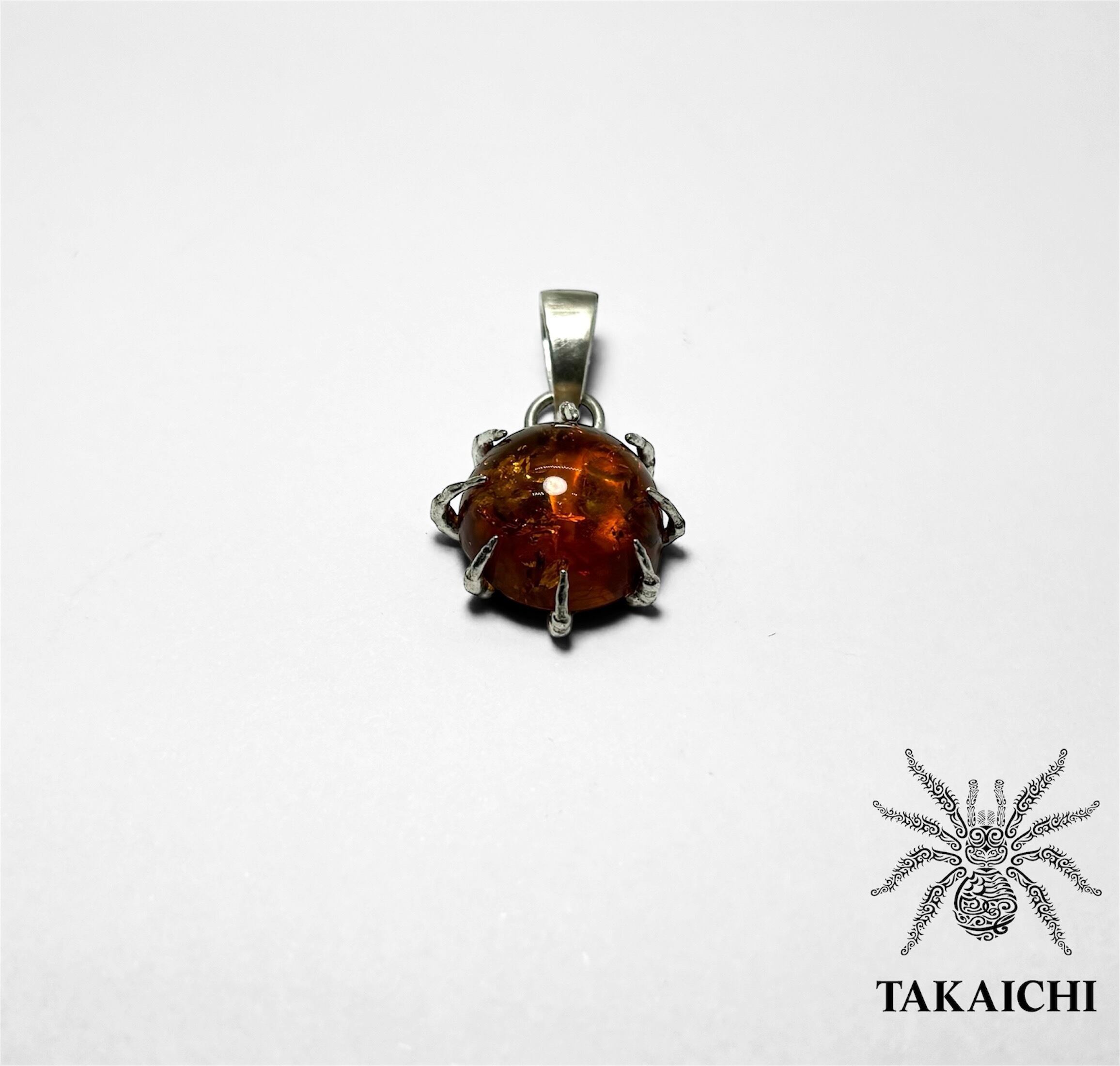 石から蜘蛛の巣が透けるトップ | シルバーアクセサリー -鷹弌-