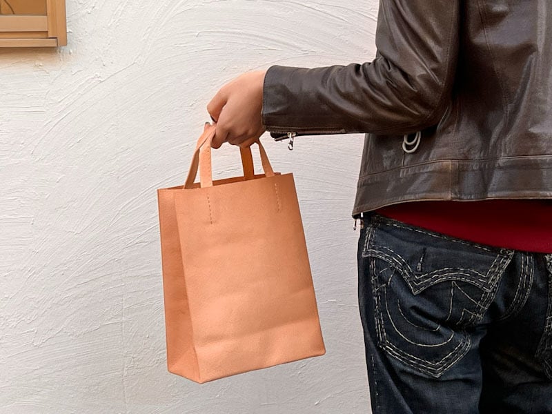 紙袋のような革袋・ナチュラル・B5タテ | 革り小物 Aster*isk