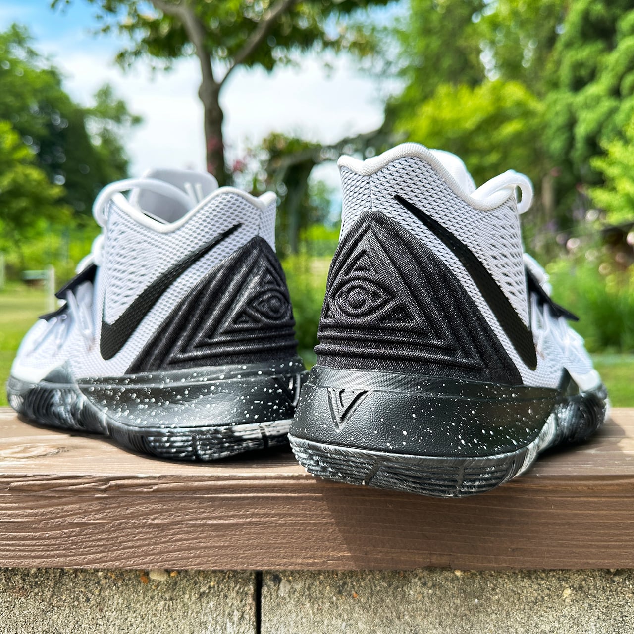 NIKE カイリー5 taco 27.5㎝ 傷なし 2026年最新】ナイキ カイリー5