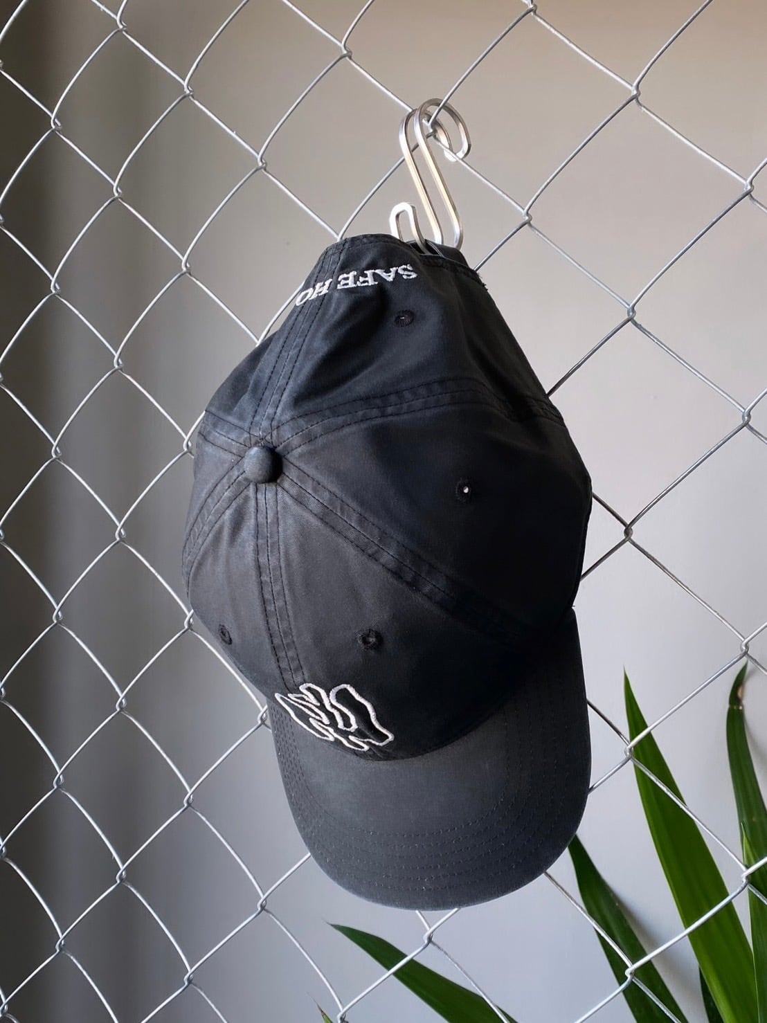 Safe House Bootleg Black NY Cap - OS | GEbee404