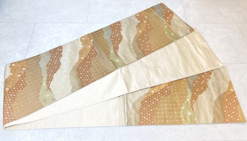 西陣名門 服部織物 桜唐花 正絹 袋帯 西陣織 金糸 オレンジ 黄緑 657