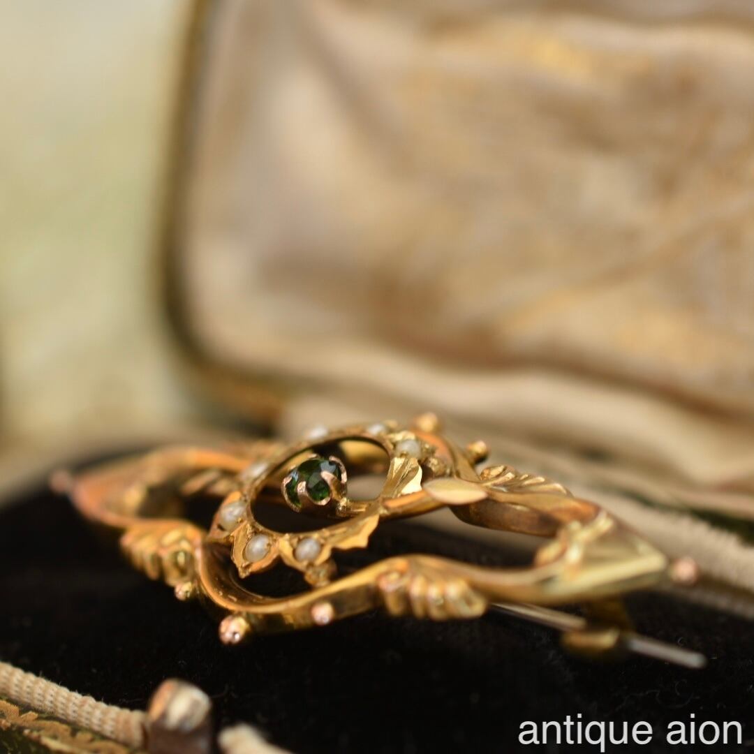 英国アンティーク 19世紀後期頃 ヴィクトリア朝時代 9ctゴールド 天然